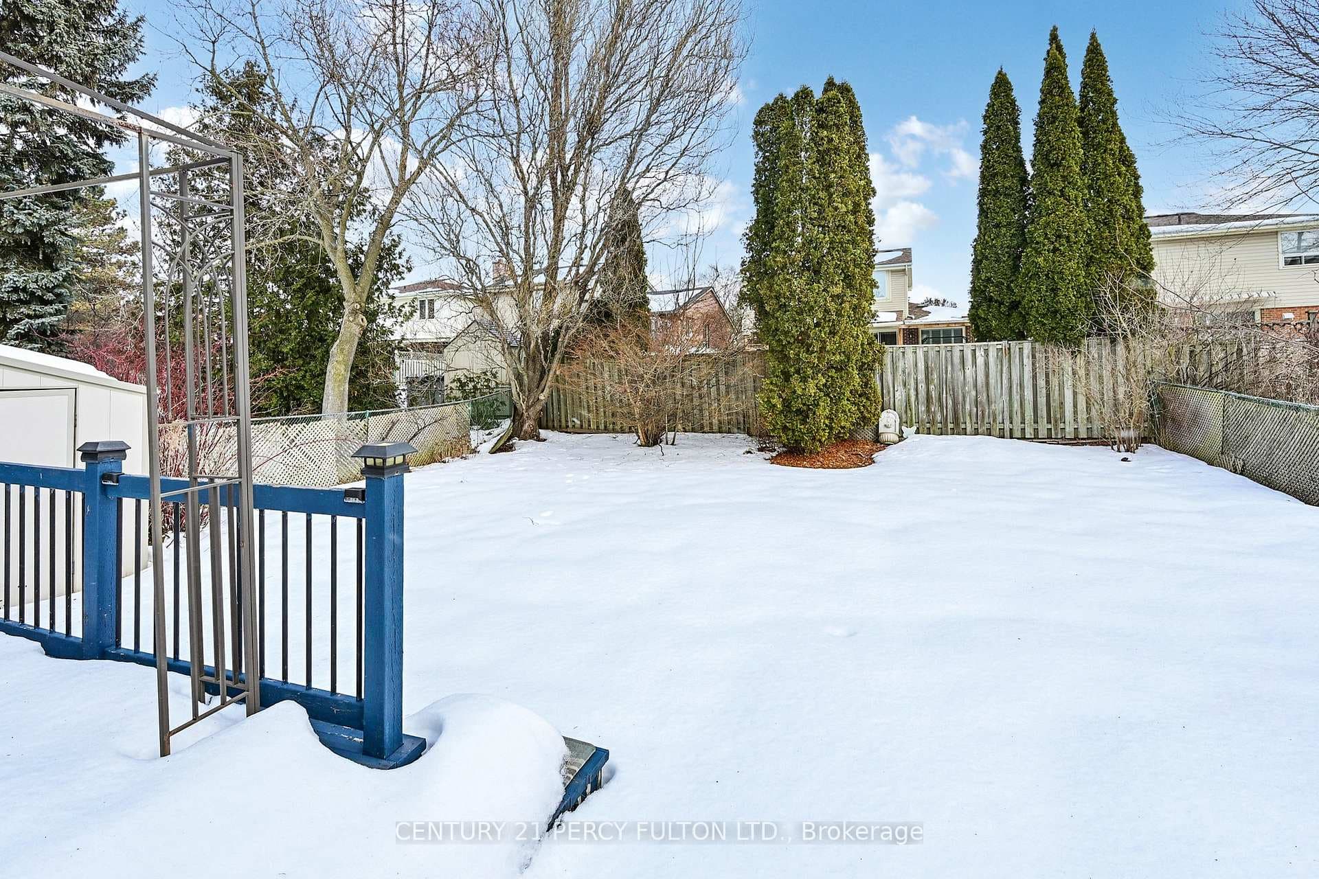 1813 Bronte Square photo 49