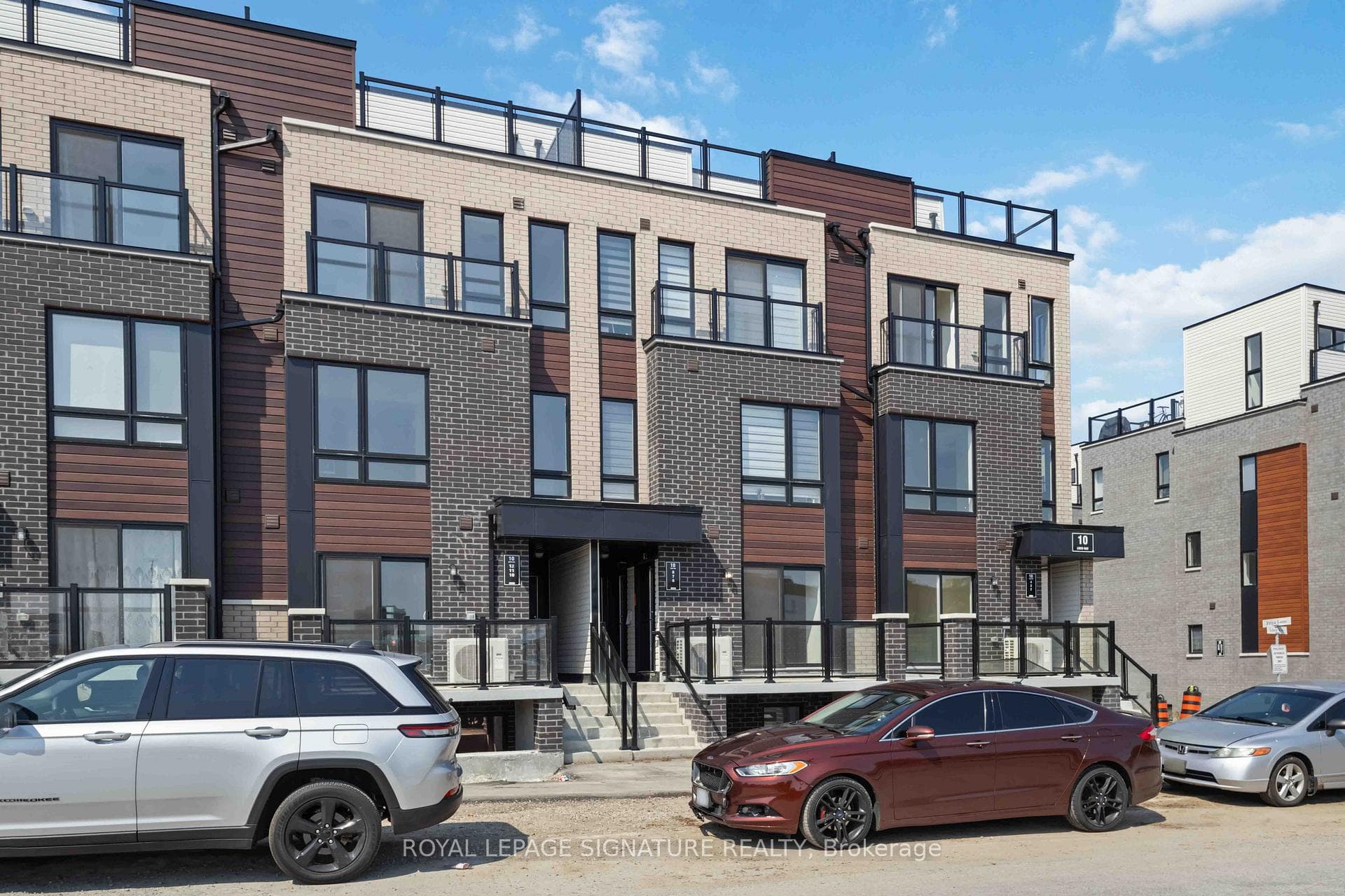 10 Liben Way Unit 6 photo 2