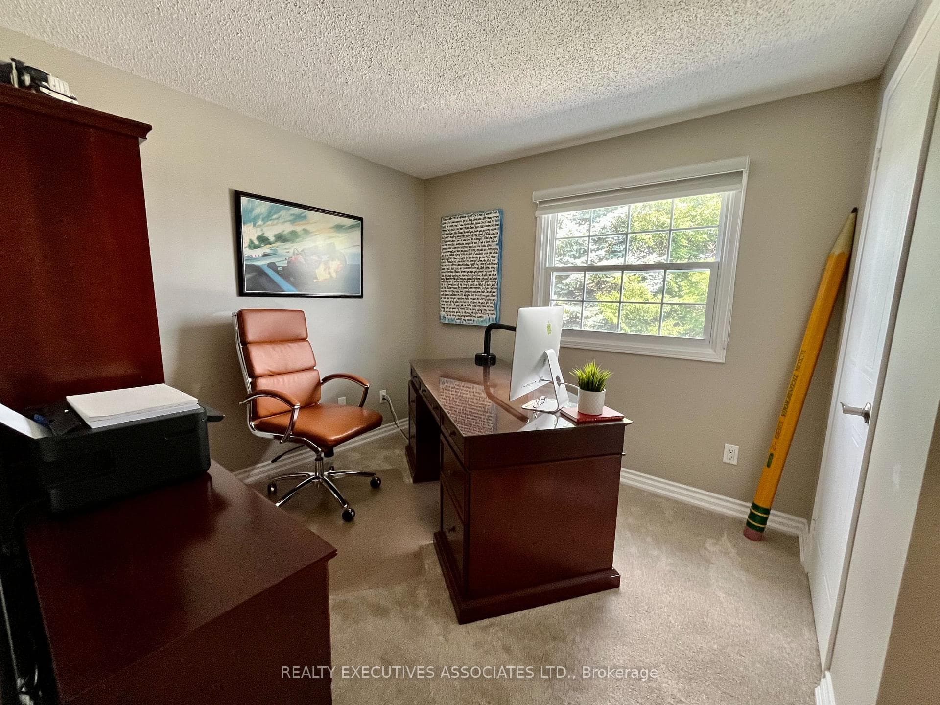 Bedroom (currently Office)