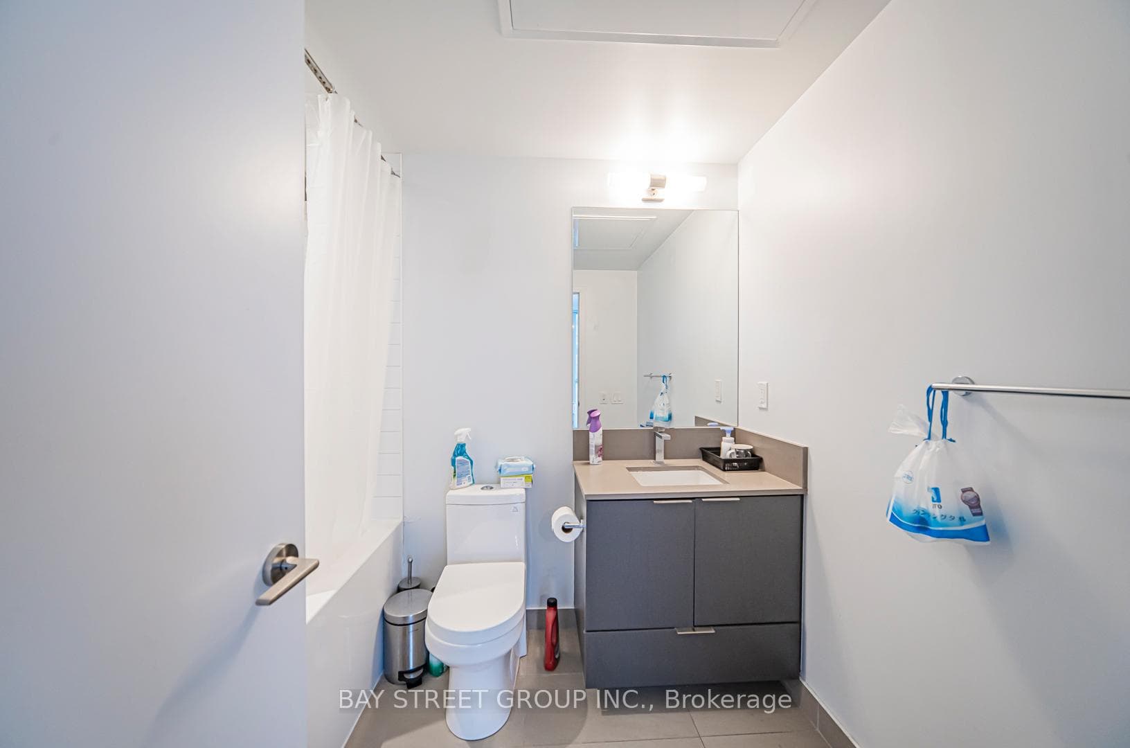 181 Dundas Street Unit 4110 photo 4