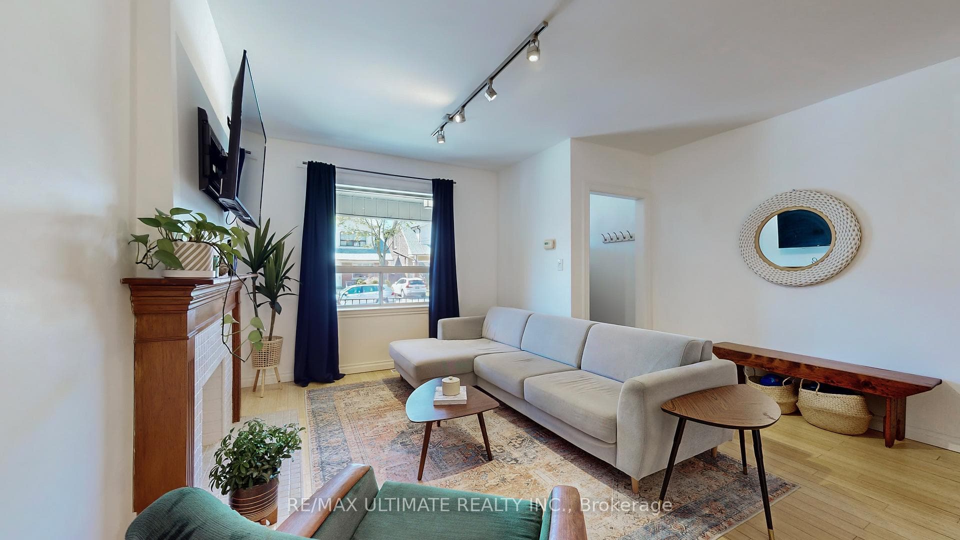 33 Glebemount Avenue photo 5