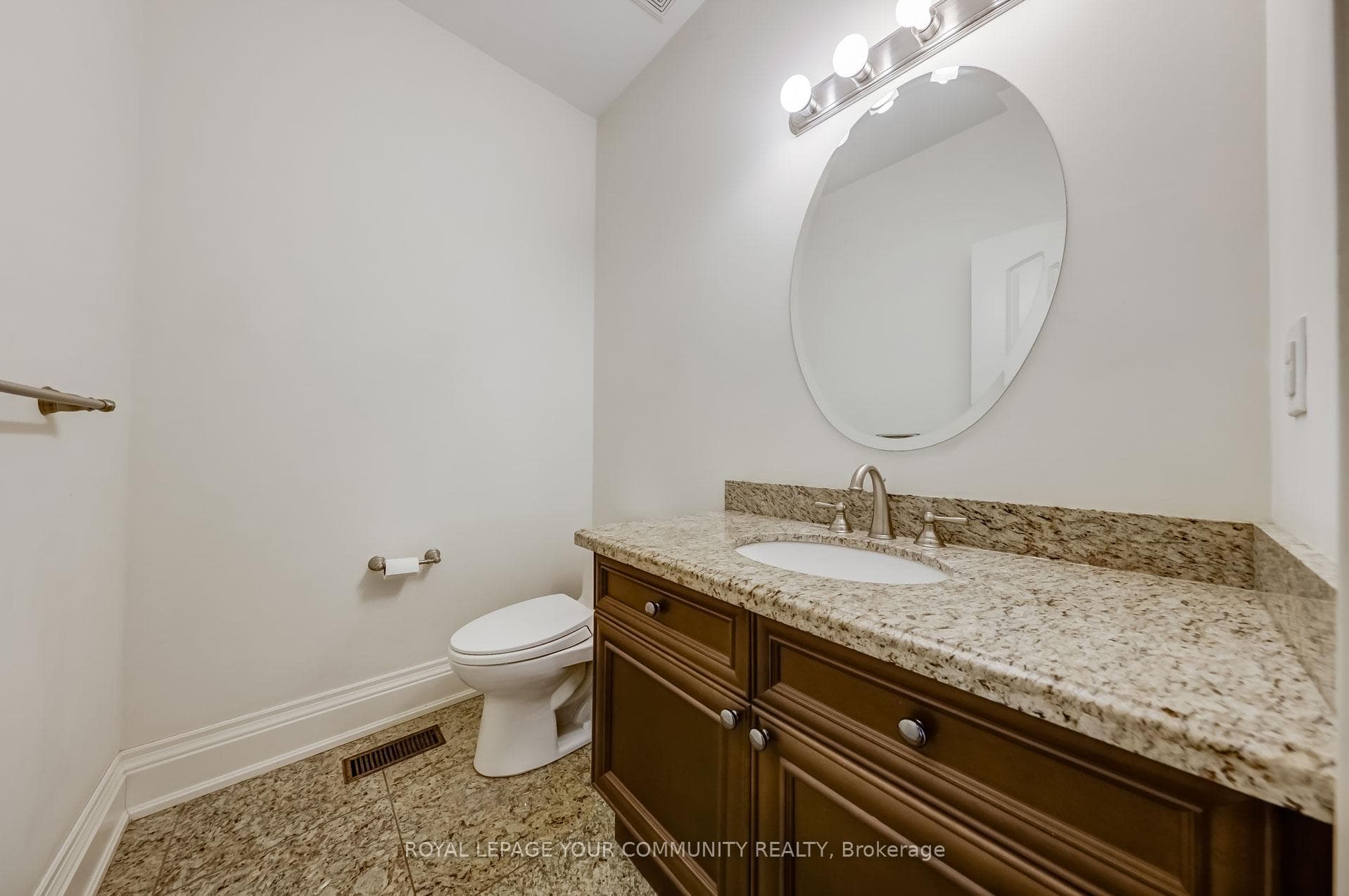 474 Cummer Avenue photo 13