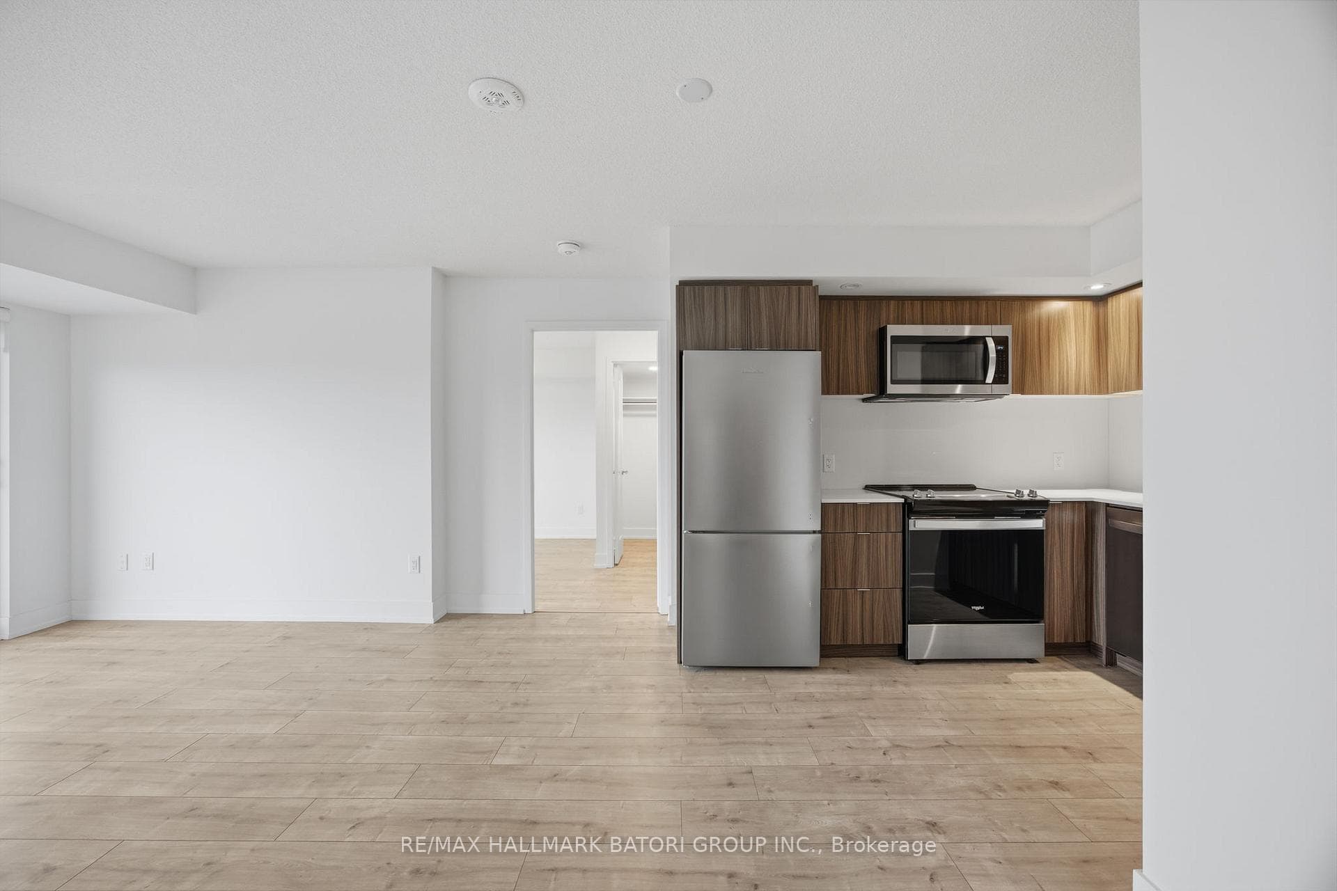 10 Eva Road Unit 1505 photo 5