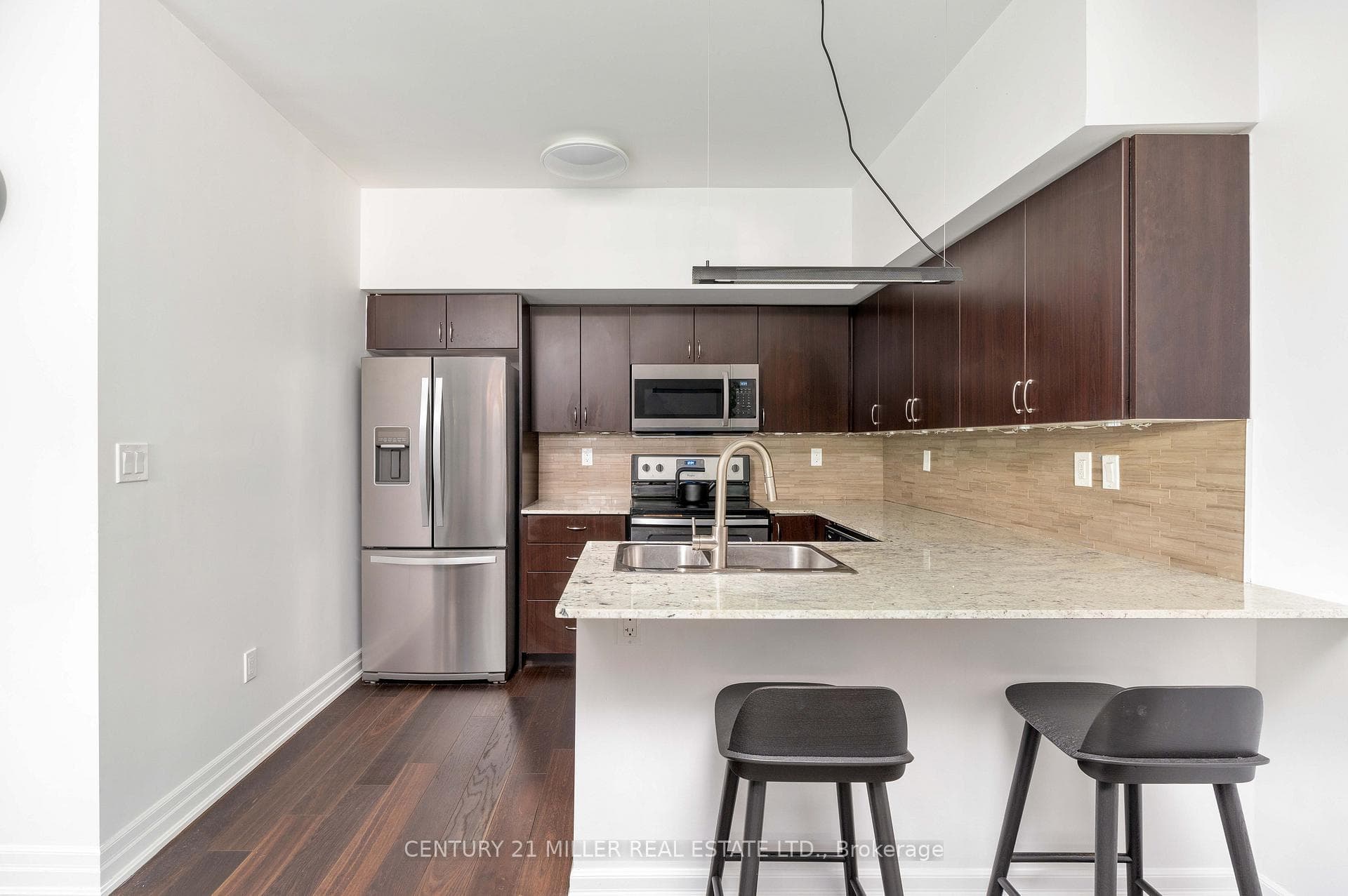 63 Ruskin Avenue Unit TH401 photo 17