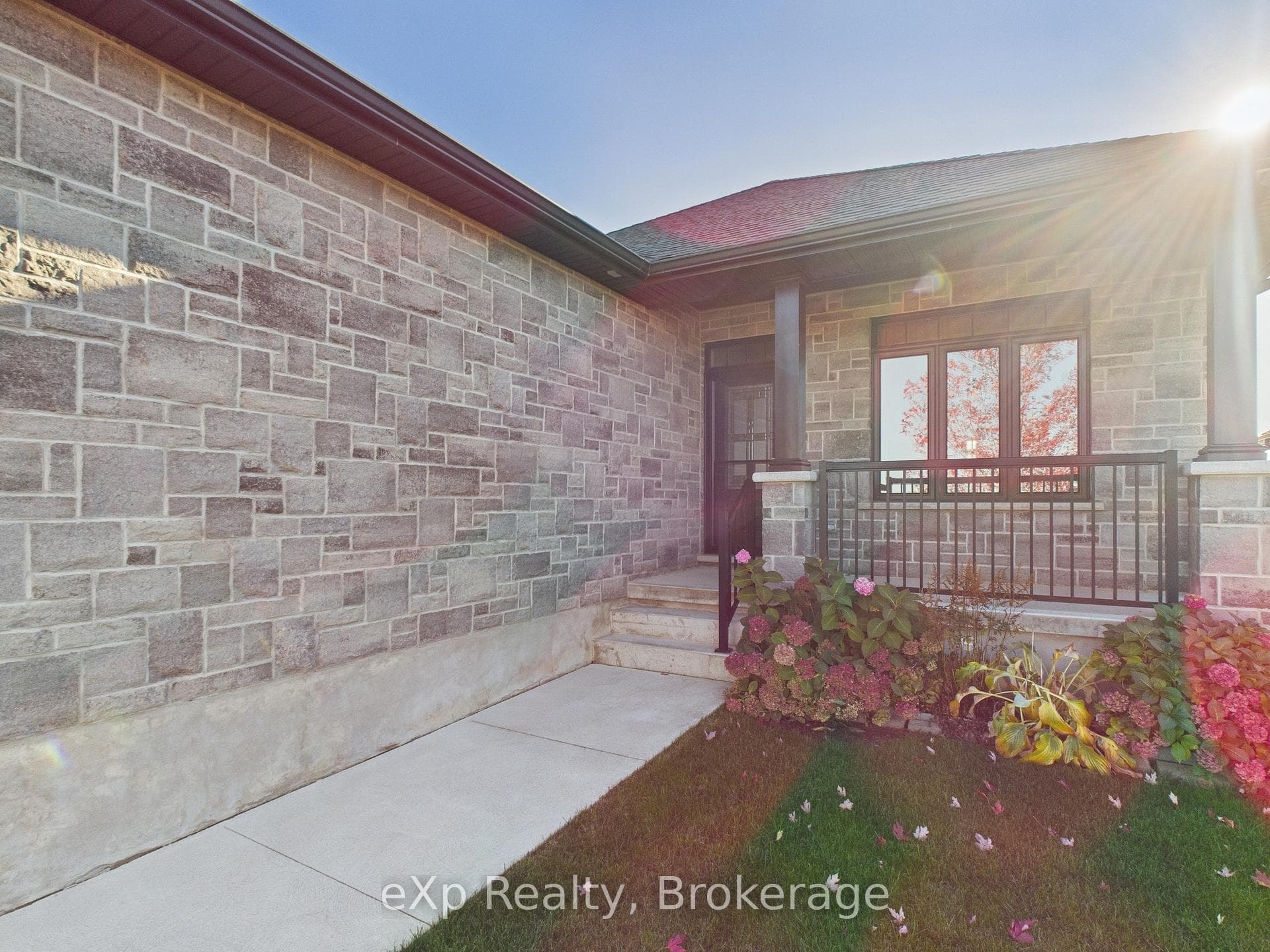 494 Ivings Drive photo 6