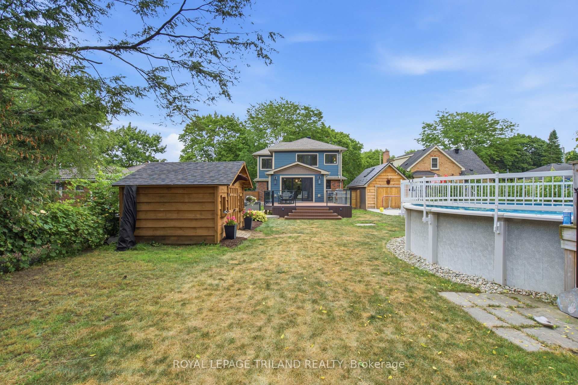 279 Stephen Street photo 39