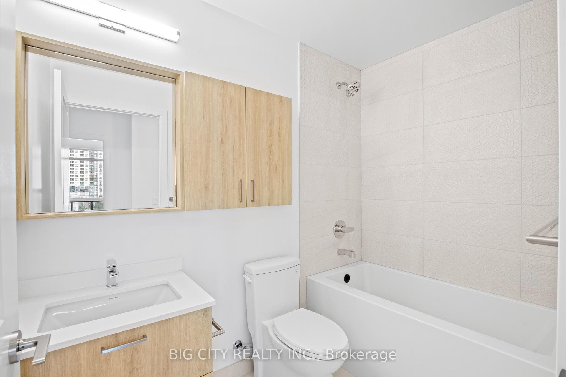 30 Upper Mall Way Unit 317A photo 24