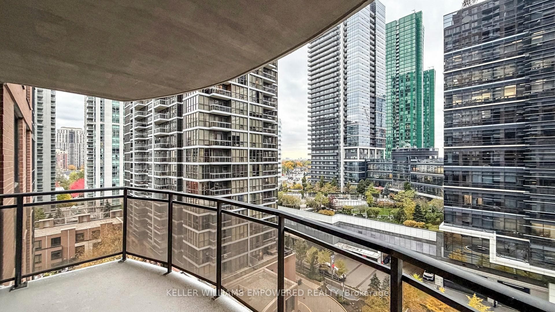 33 Sheppard Avenue Unit 1105 photo 16