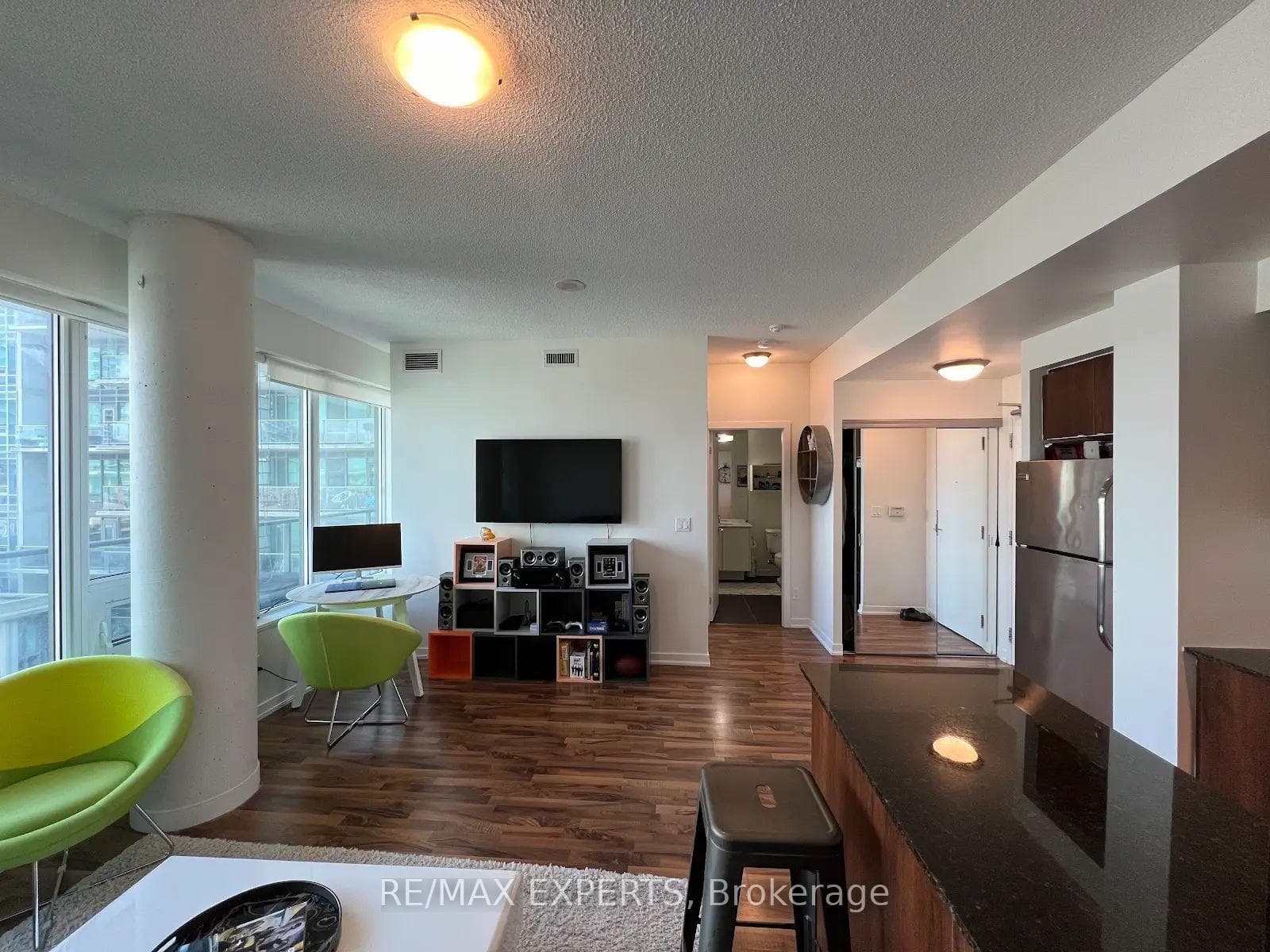 55 East Liberty Street Unit 715 photo 4