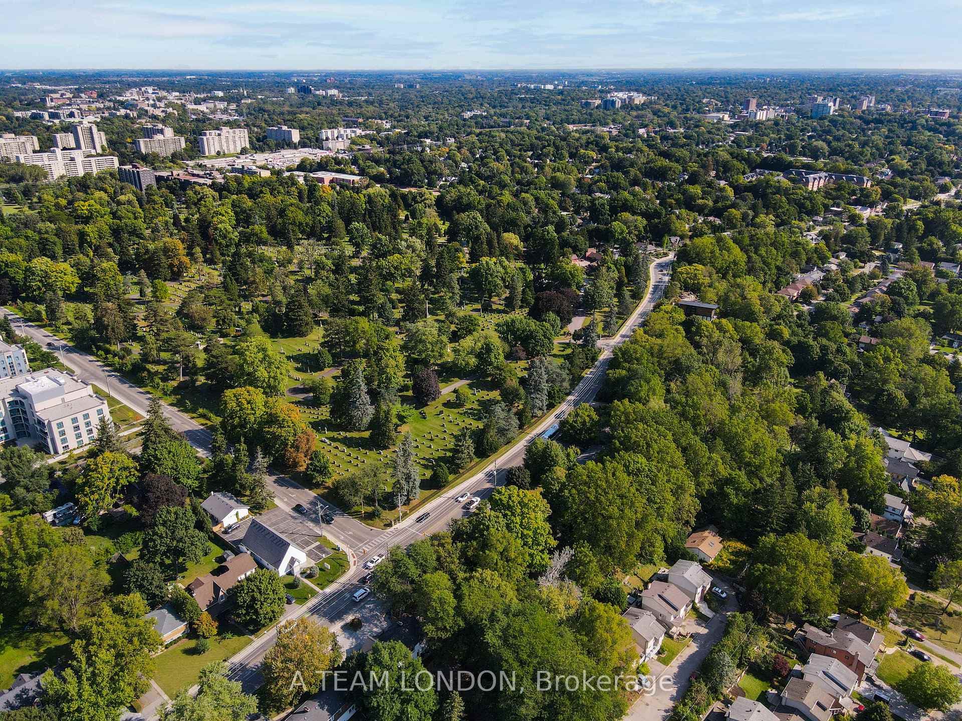 338 Riverside Drive photo 6