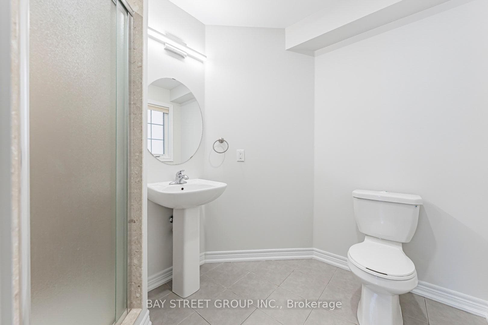 13 Highbury Court photo 9