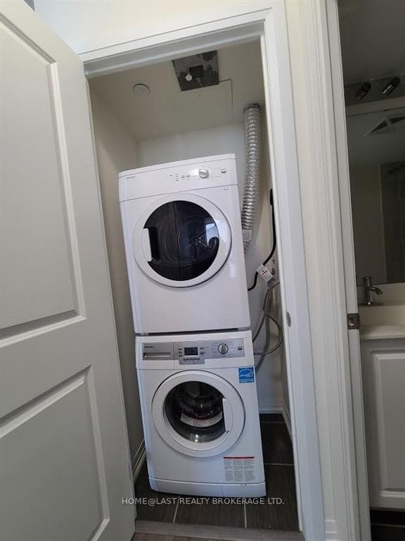 741 Sheppard Avenue Unit 303 photo 7