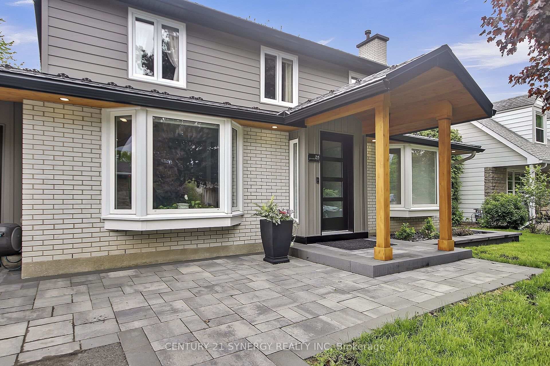 26 Seymour Avenue photo 3