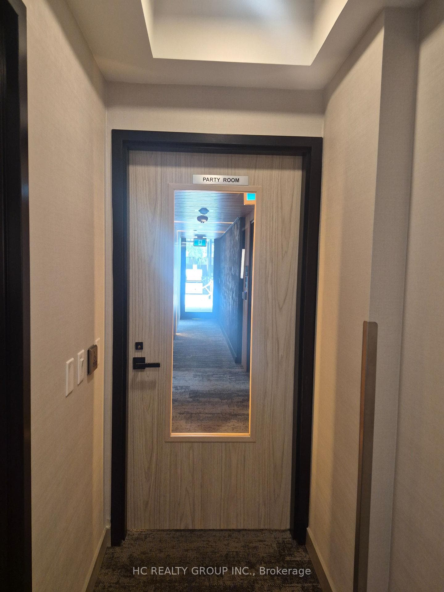 30 Tretti Way Unit 812 photo 14