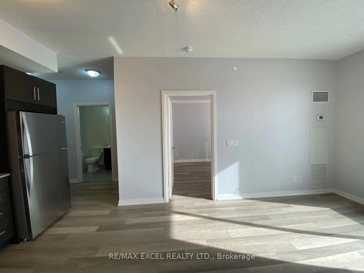 9506 Markham Road Unit 903 photo 11