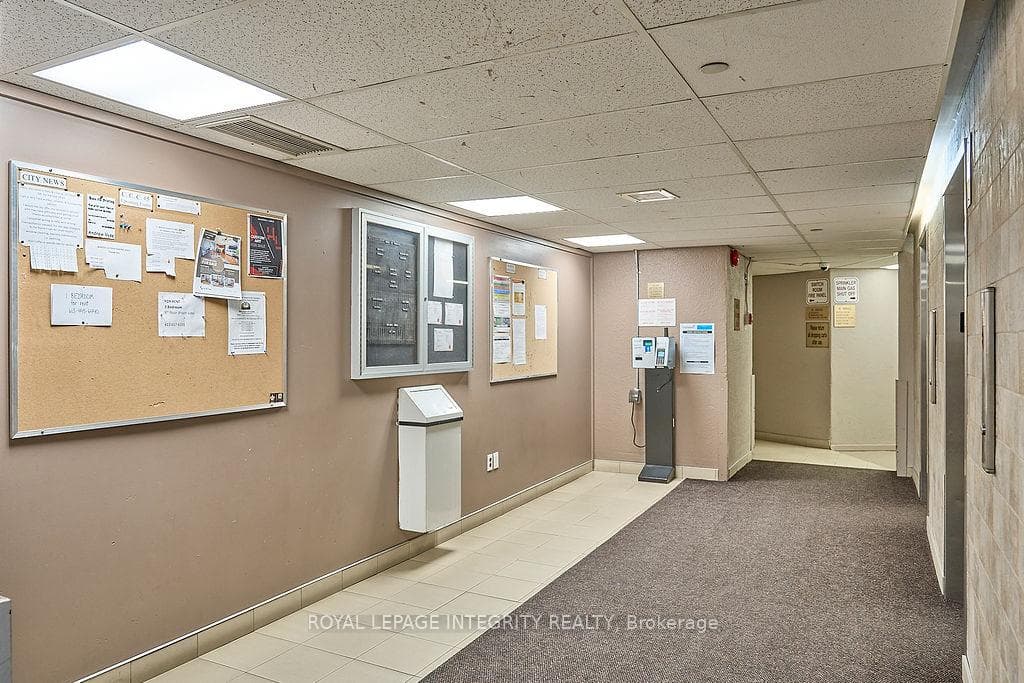 20 Chesterton Drive Unit 604 photo 34