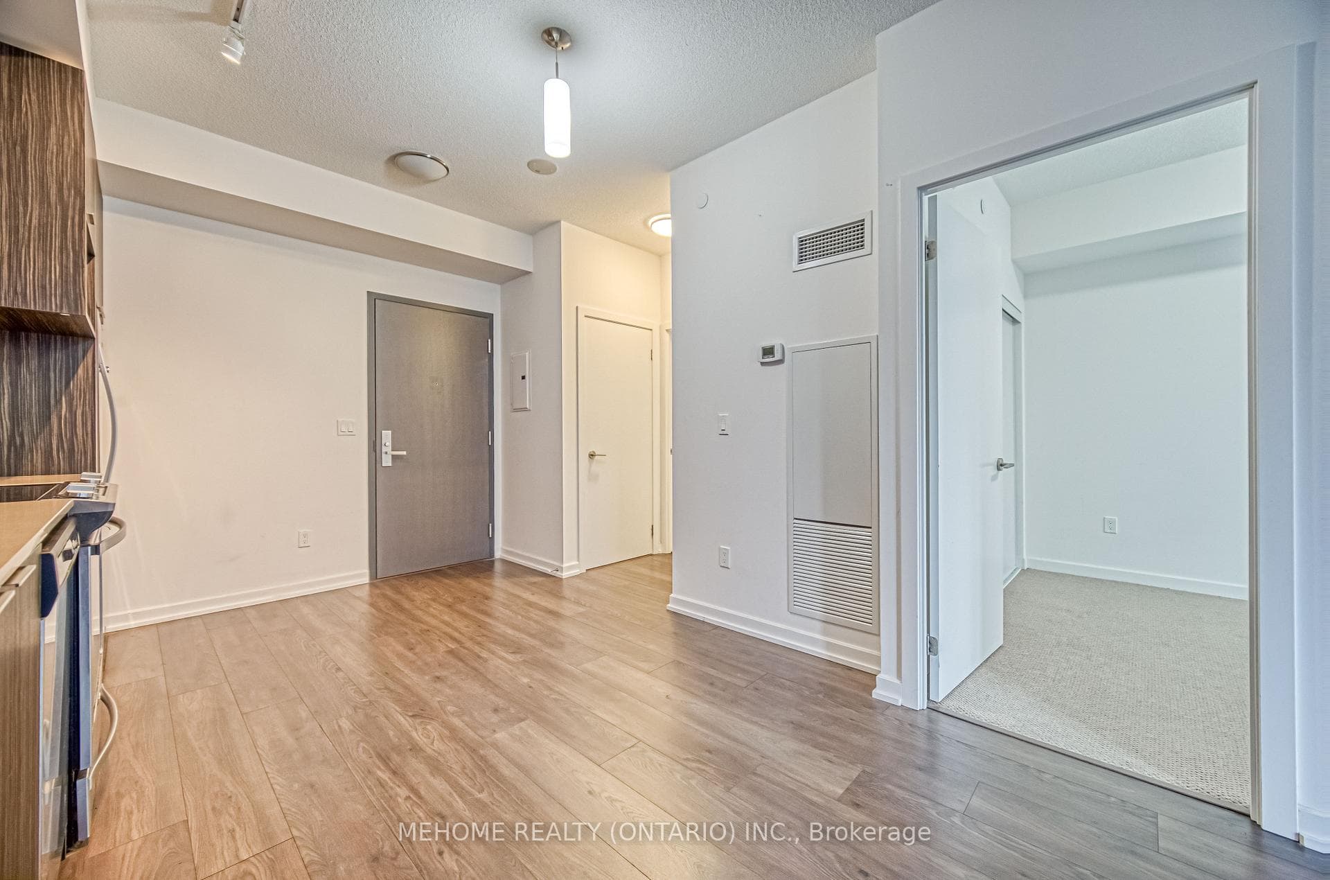 52 Forest Manor Road Unit 214 photo 10