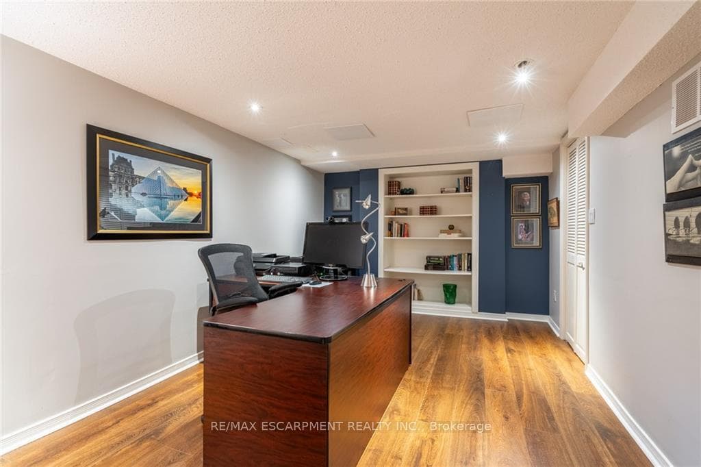 2522 Cavendish Drive photo 34