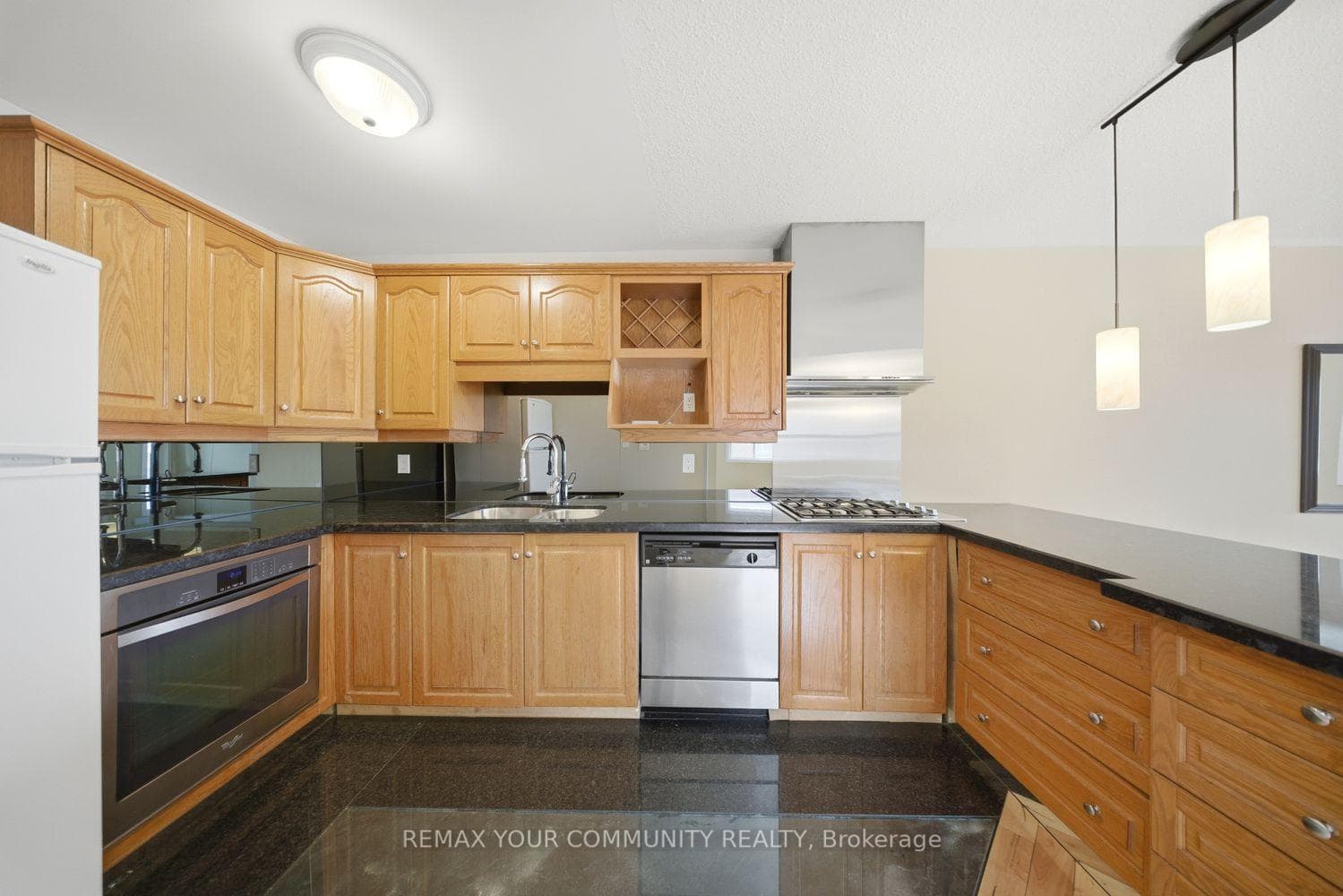1500 Paddington Court photo 13