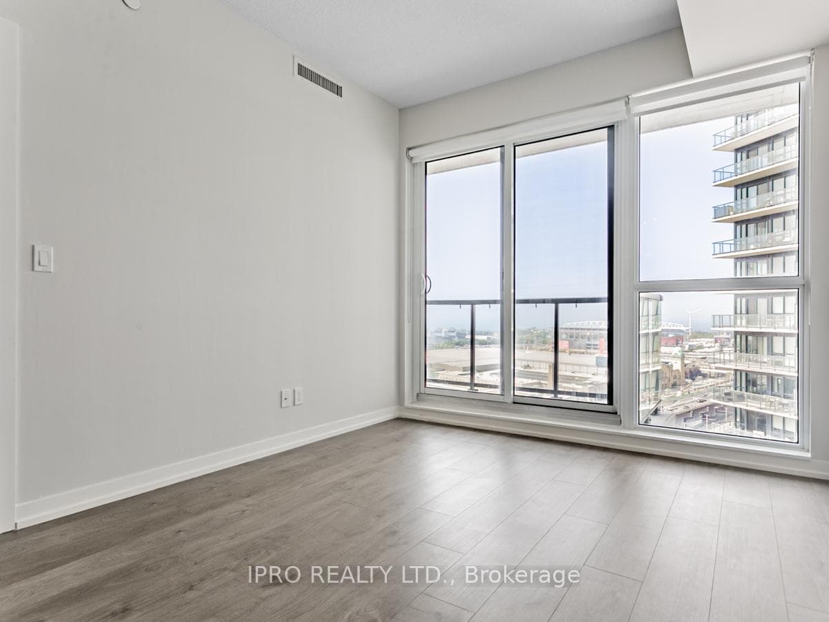 49 East Liberty Street Unit 1705 photo 14
