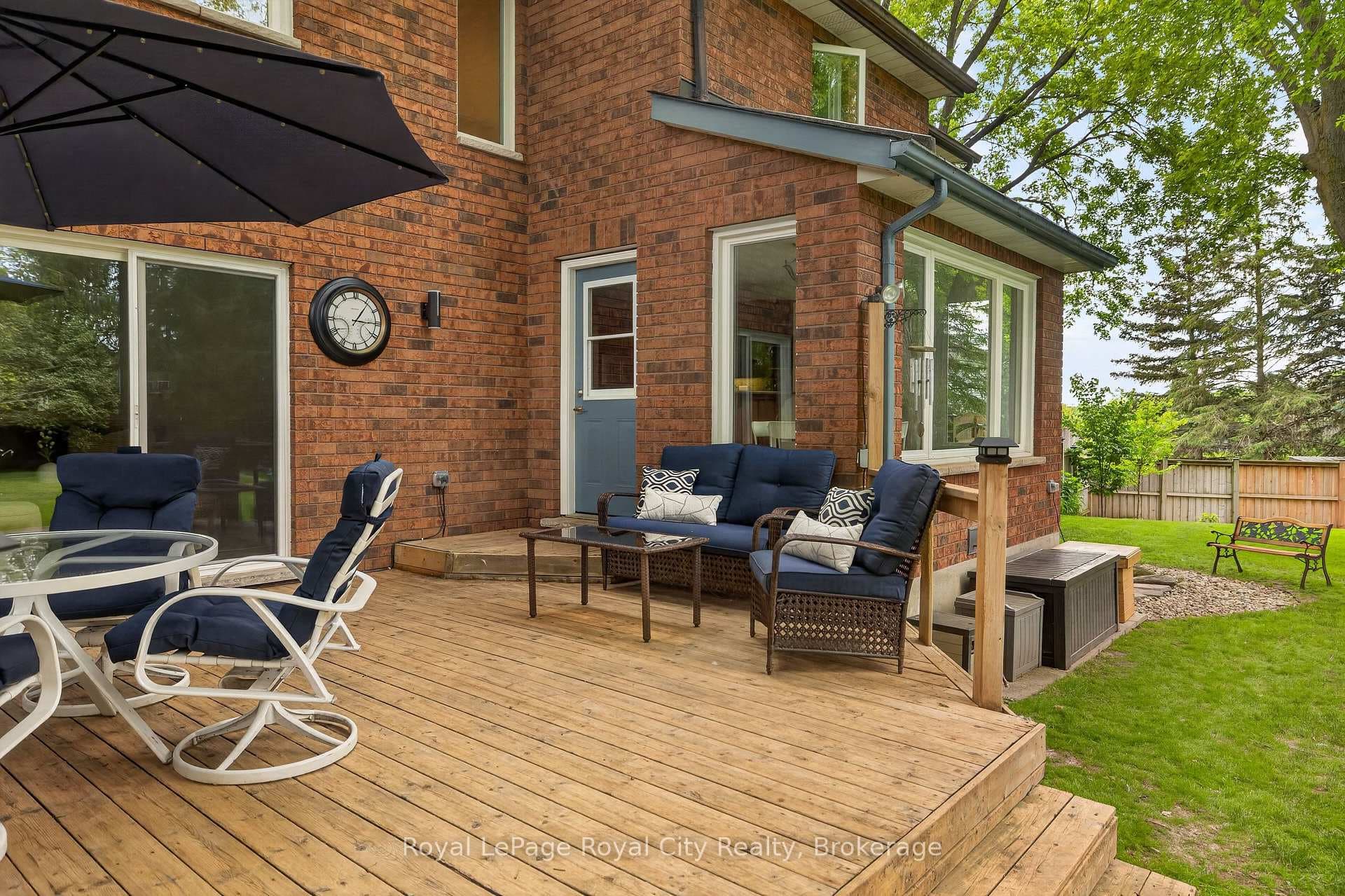 9 Darren Place photo 41