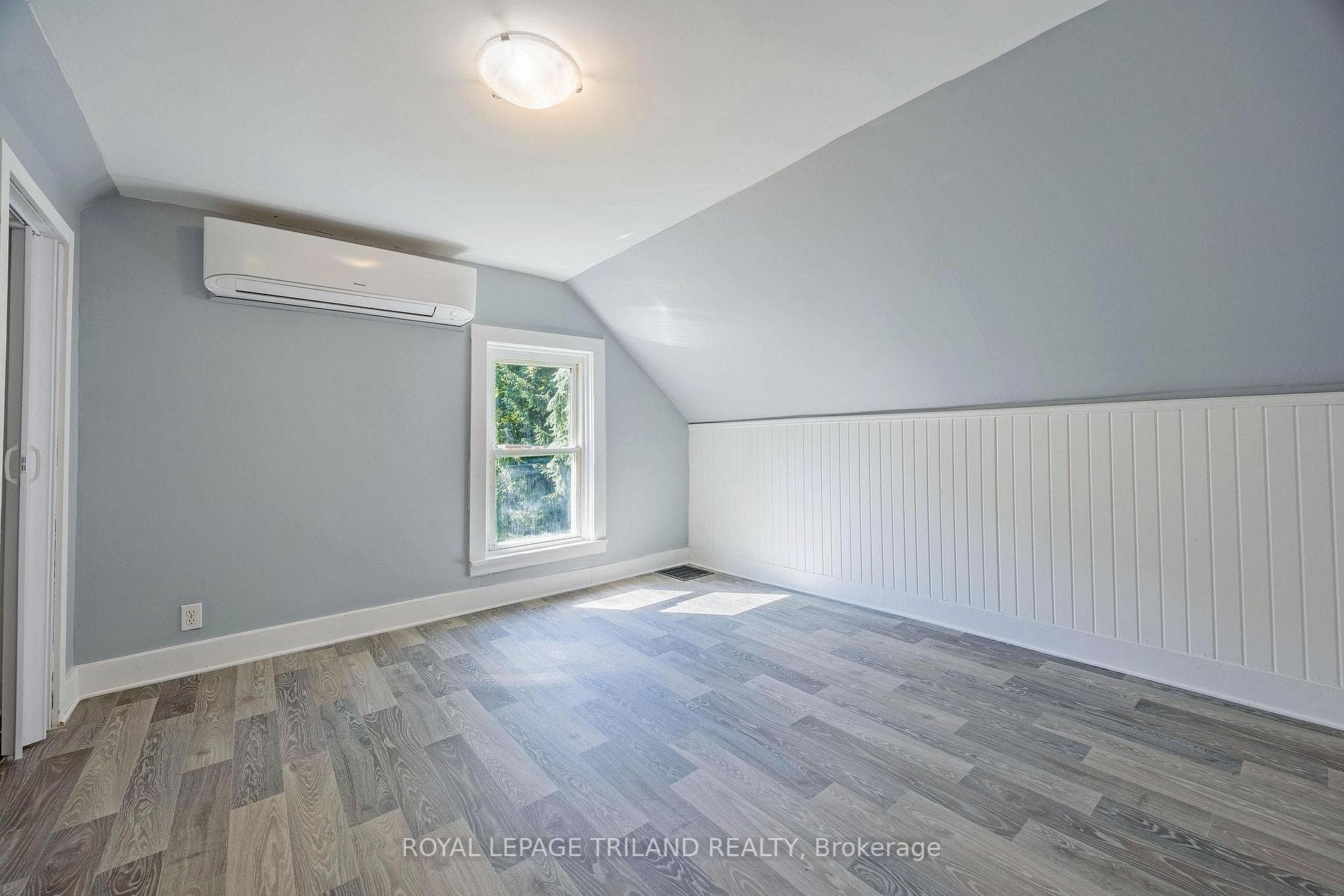 141 Water Street photo 23