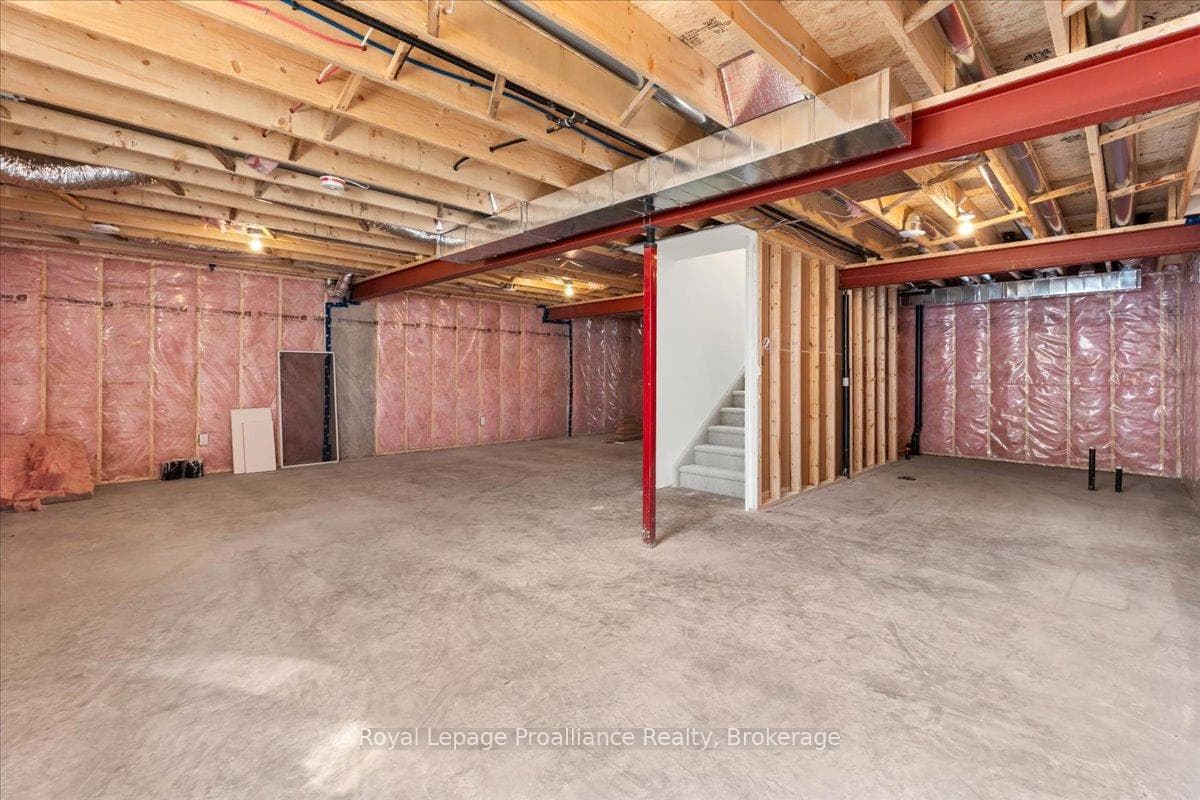 163 Pomeroy Avenue photo 30