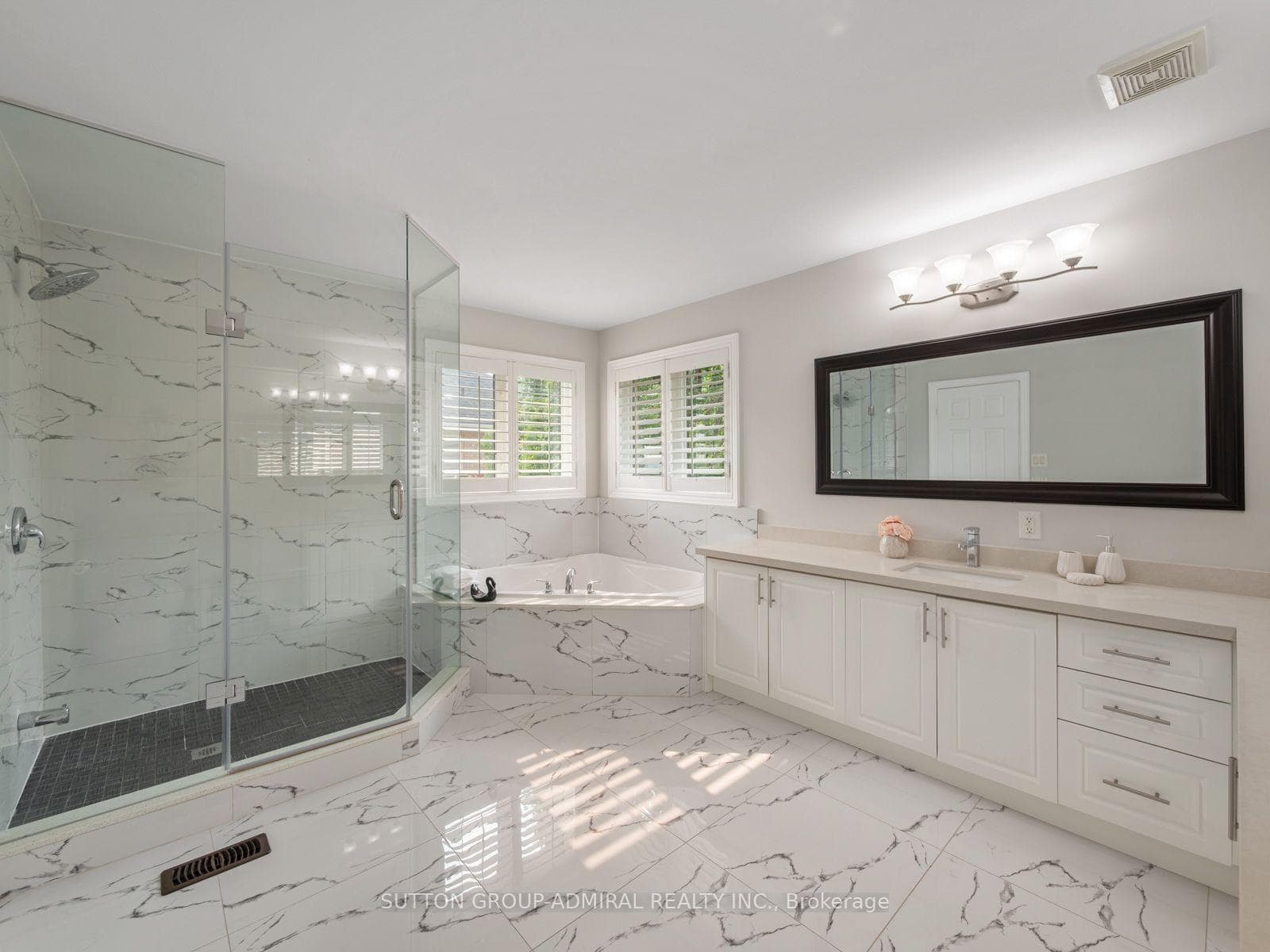 16 Craigvale Street photo 23