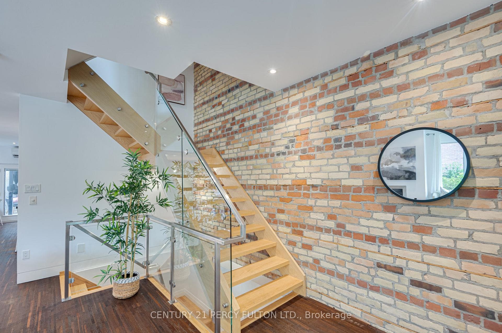 22 Columbine Avenue photo 7