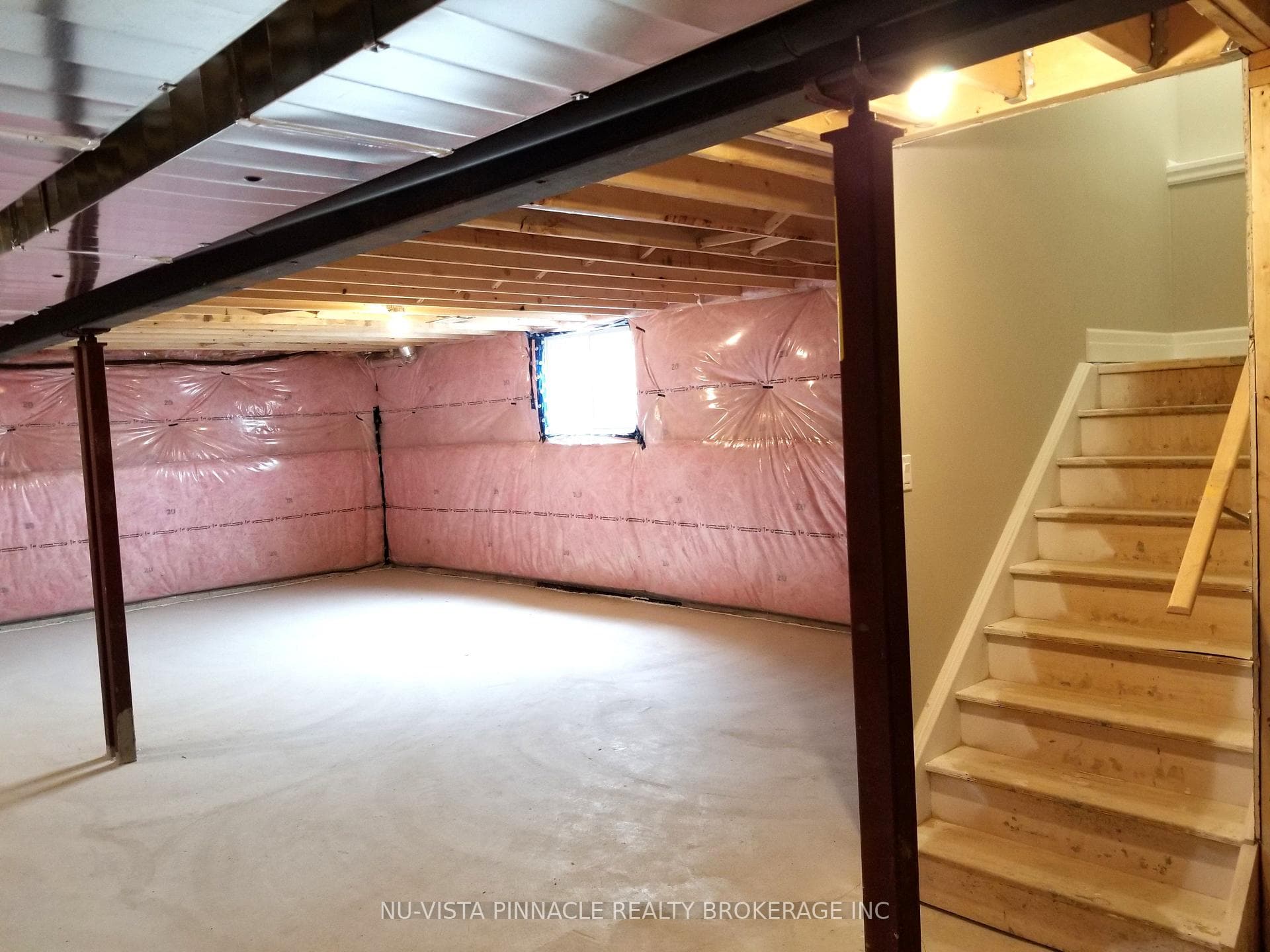 3074 Turner Crescent photo 23