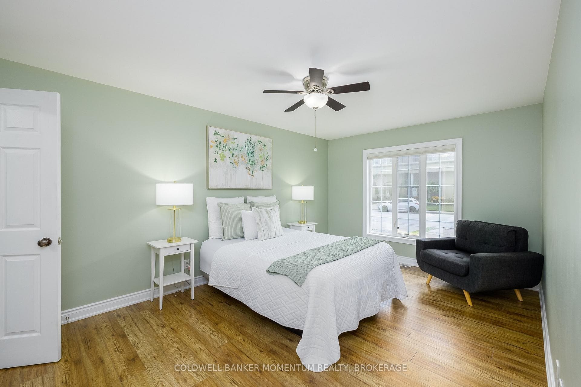 25 ORMOND Street photo 3