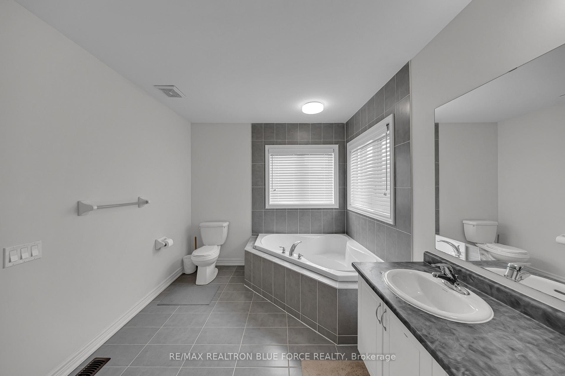 38 Pinedale Avenue photo 37