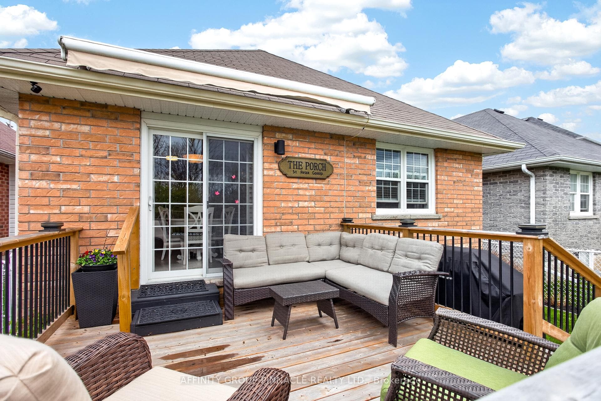 66 Laurent Boulevard photo 37