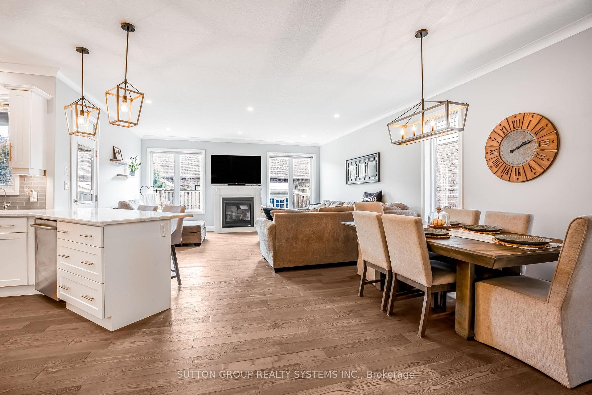 15 Woodberry Crescent photo 6