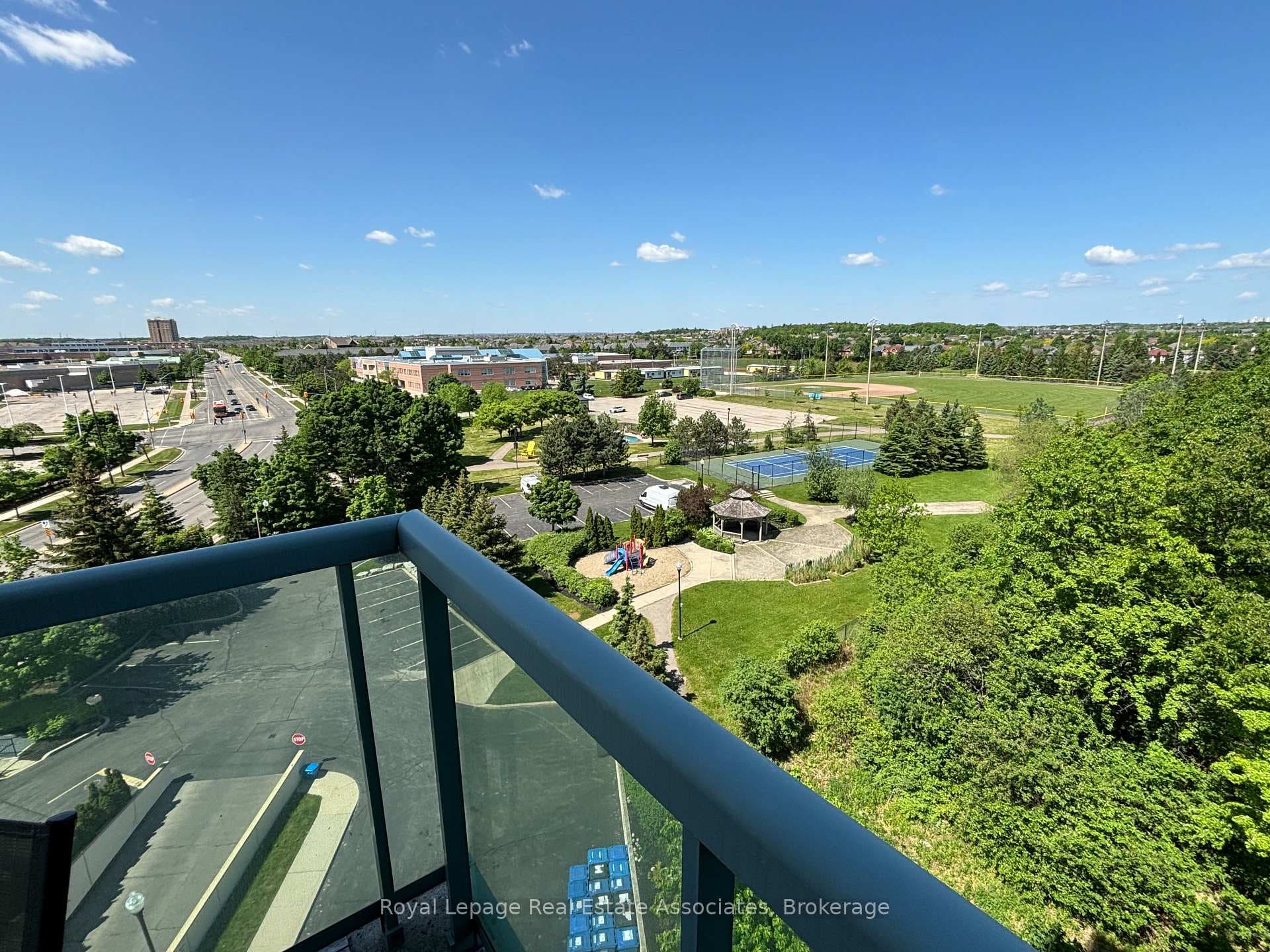 2585 Erin Centre Boulevard Unit 809 photo 22