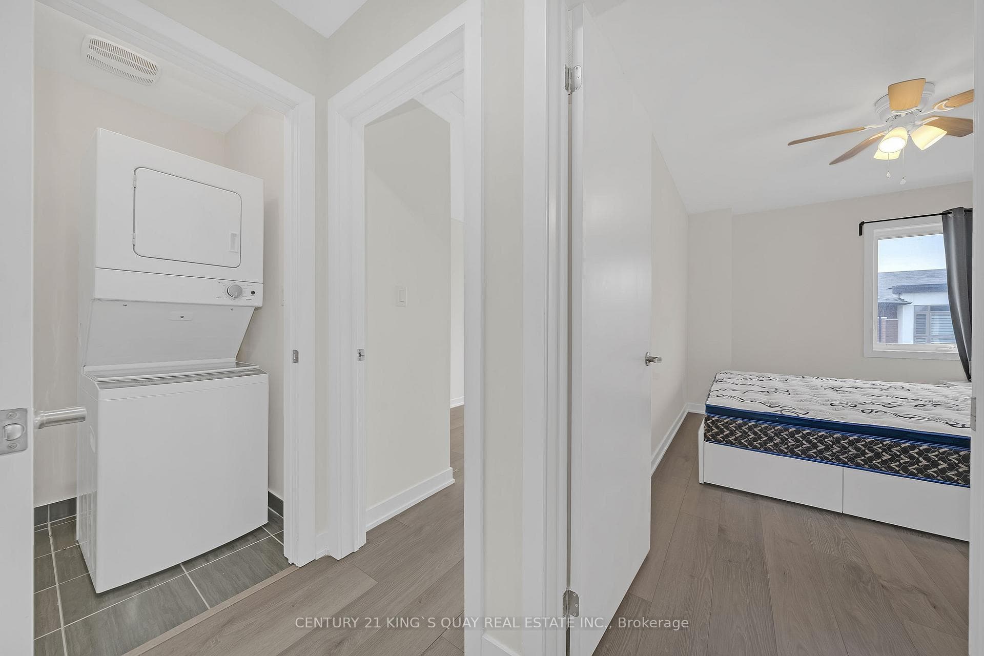 250 Finch Avenue Unit 33 photo 31