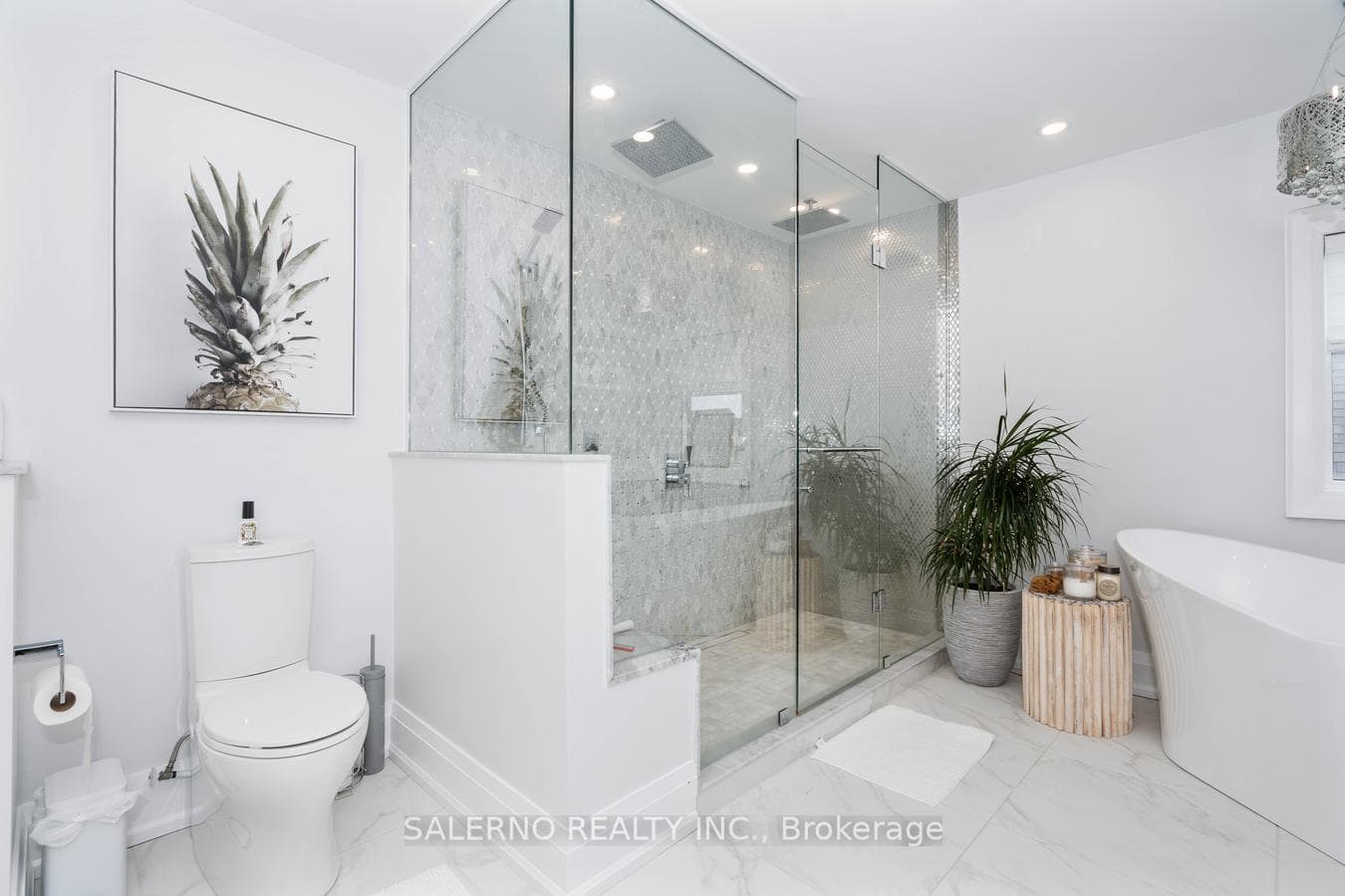 552 Vaughan Mills Road photo 27
