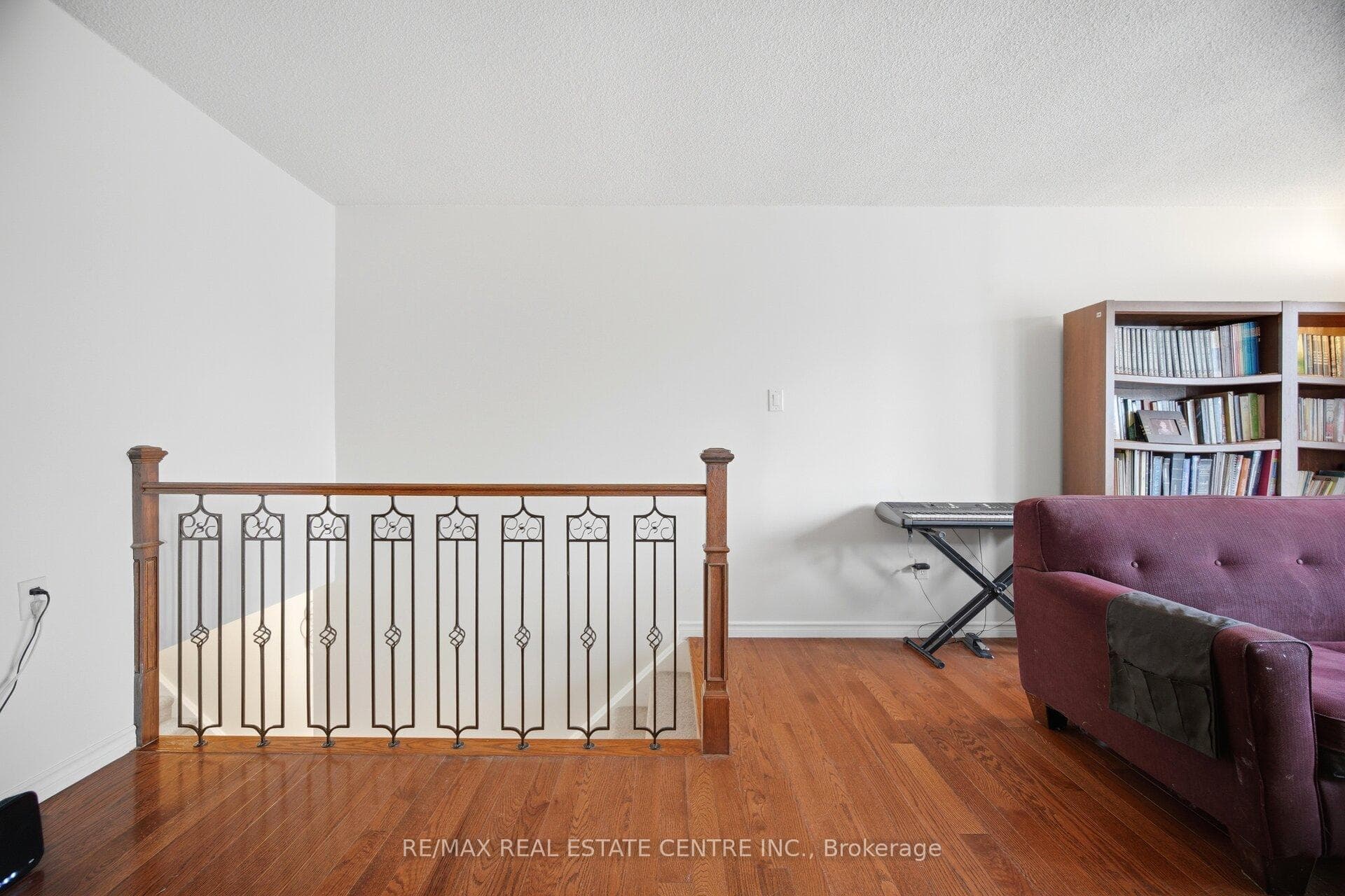 6884 Edenwood Drive photo 15