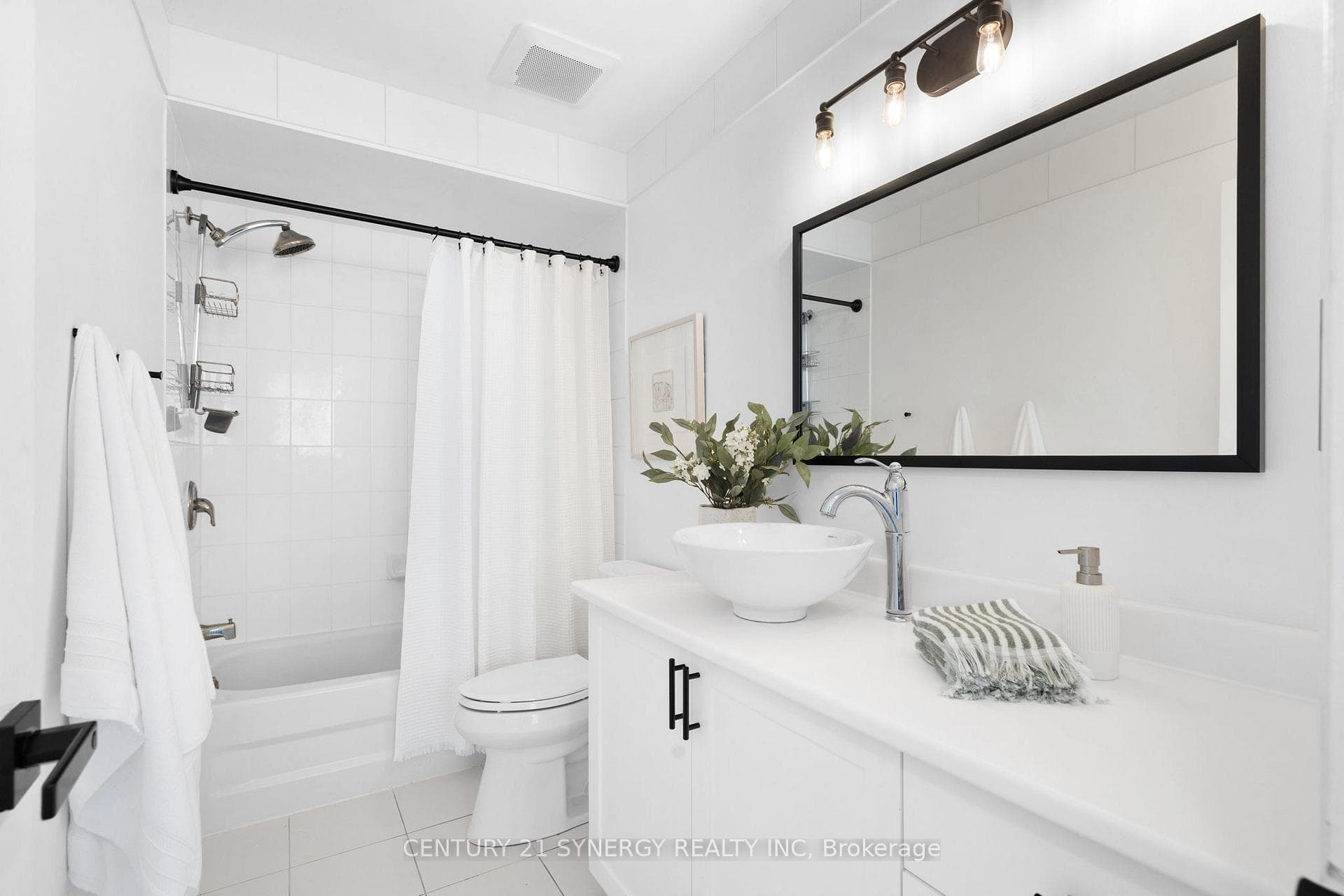 2065 Oakbrook Circle photo 37