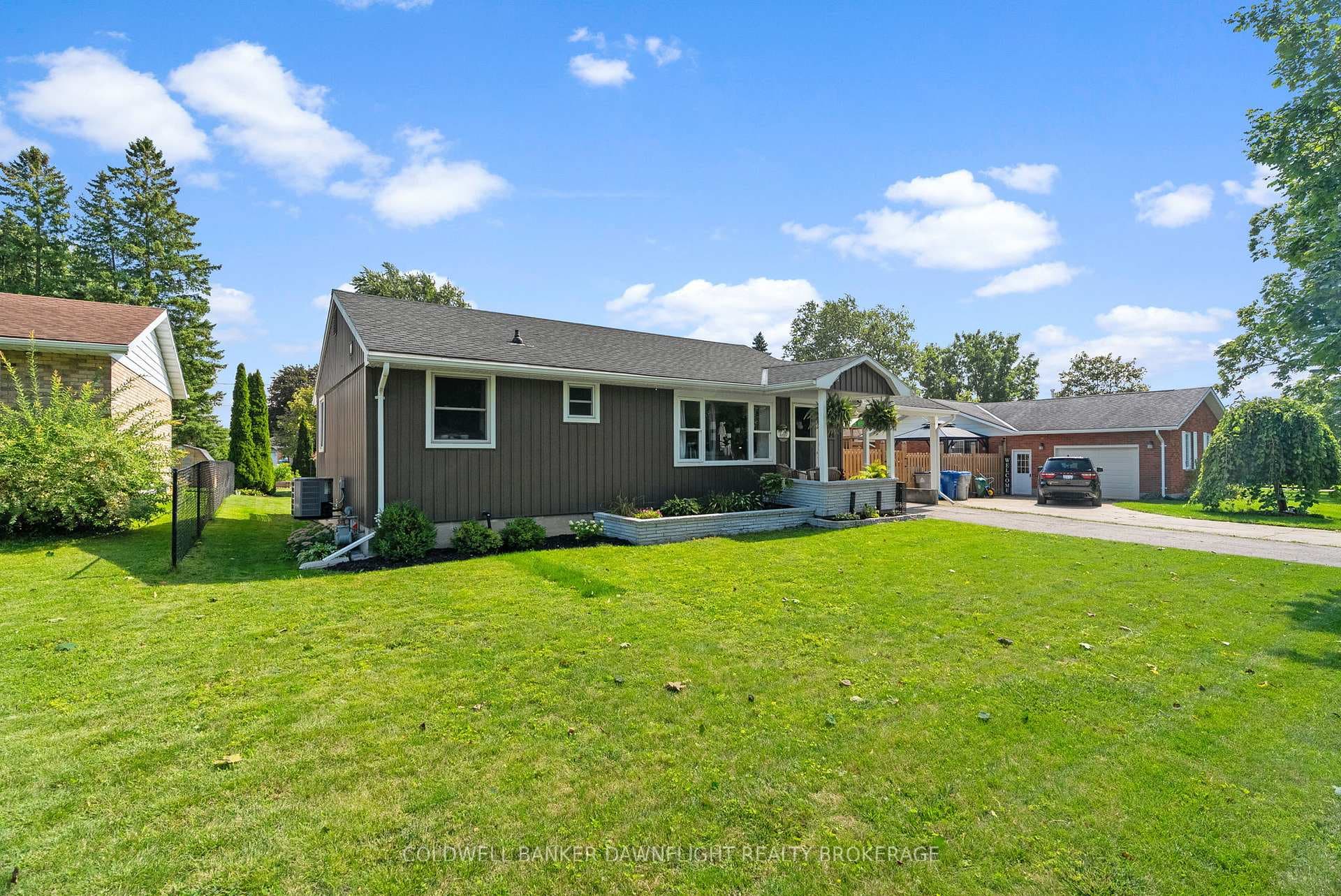 74 East William Street photo 3