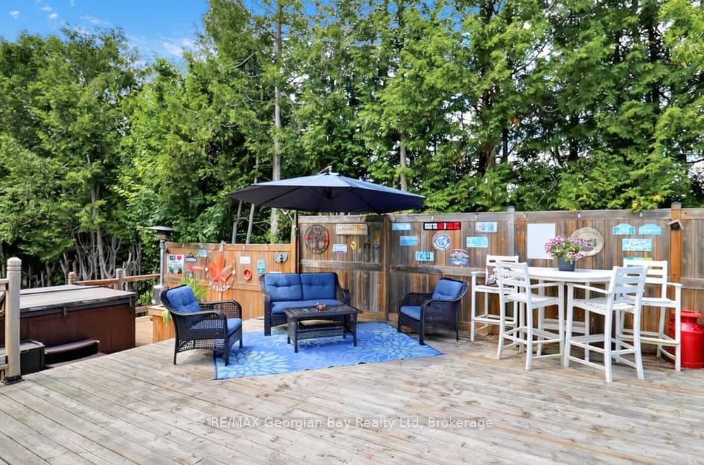 460 Athabaska Street photo 33