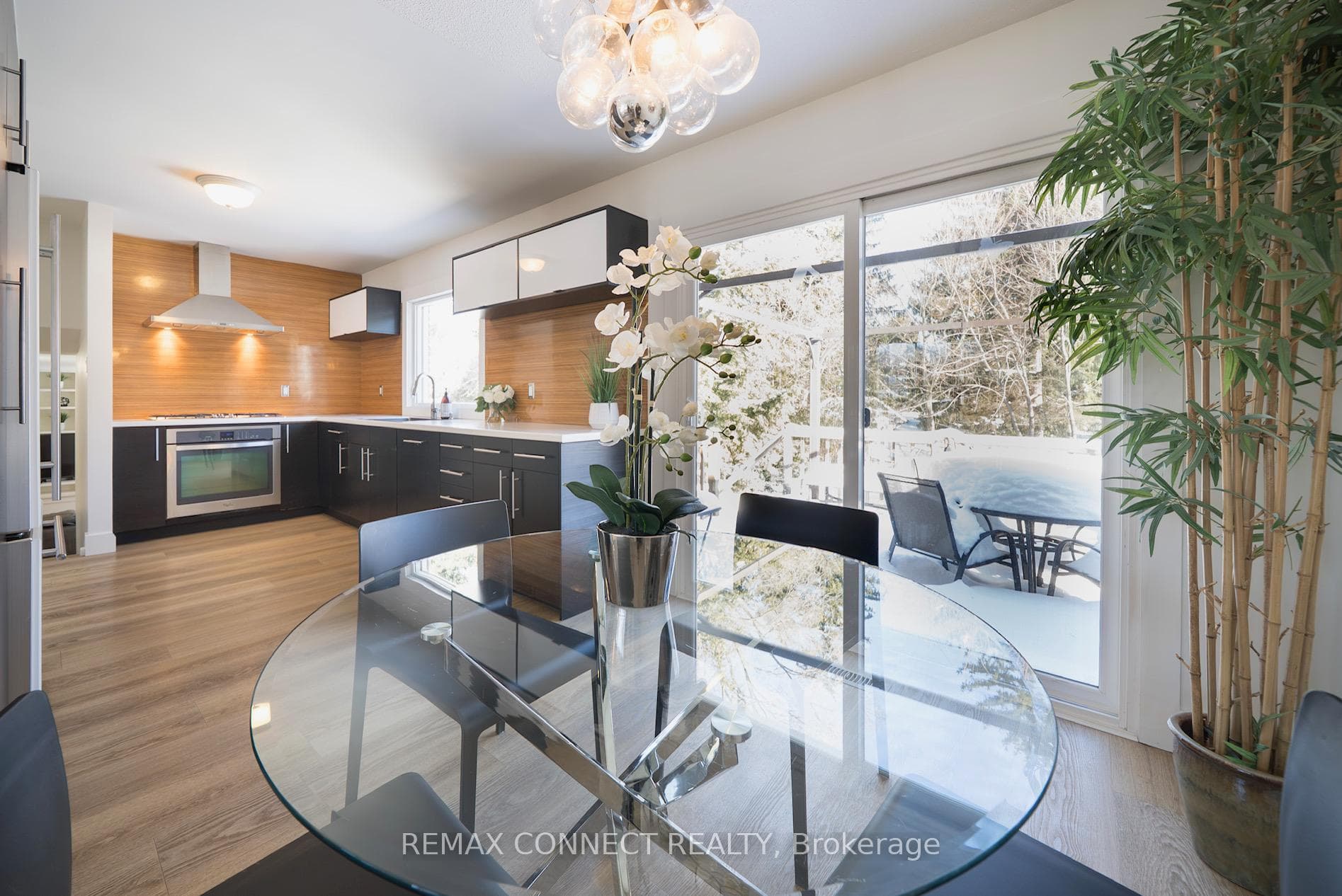 317 Sunset Drive photo 10