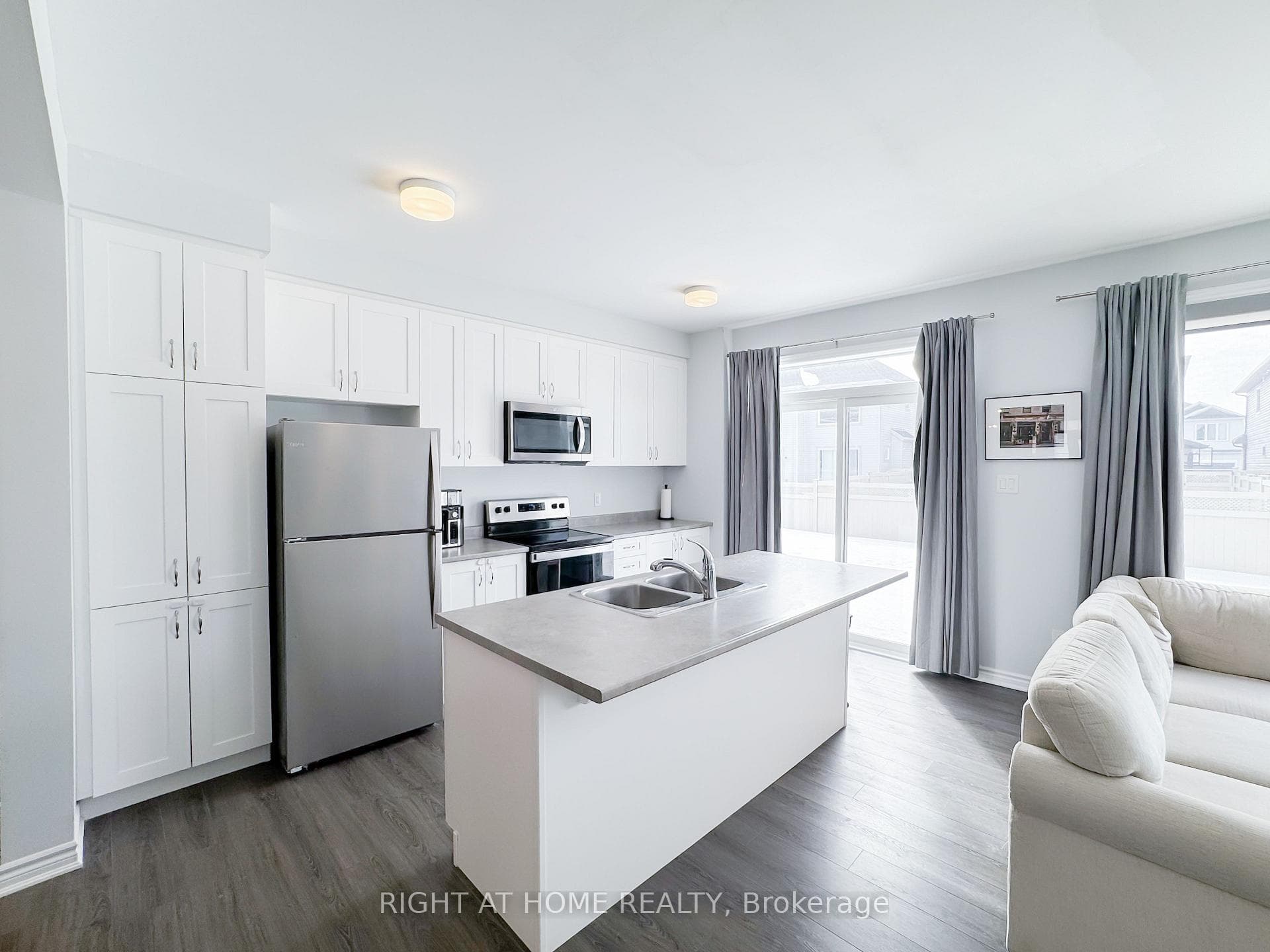 771 Brittanic Road photo 6