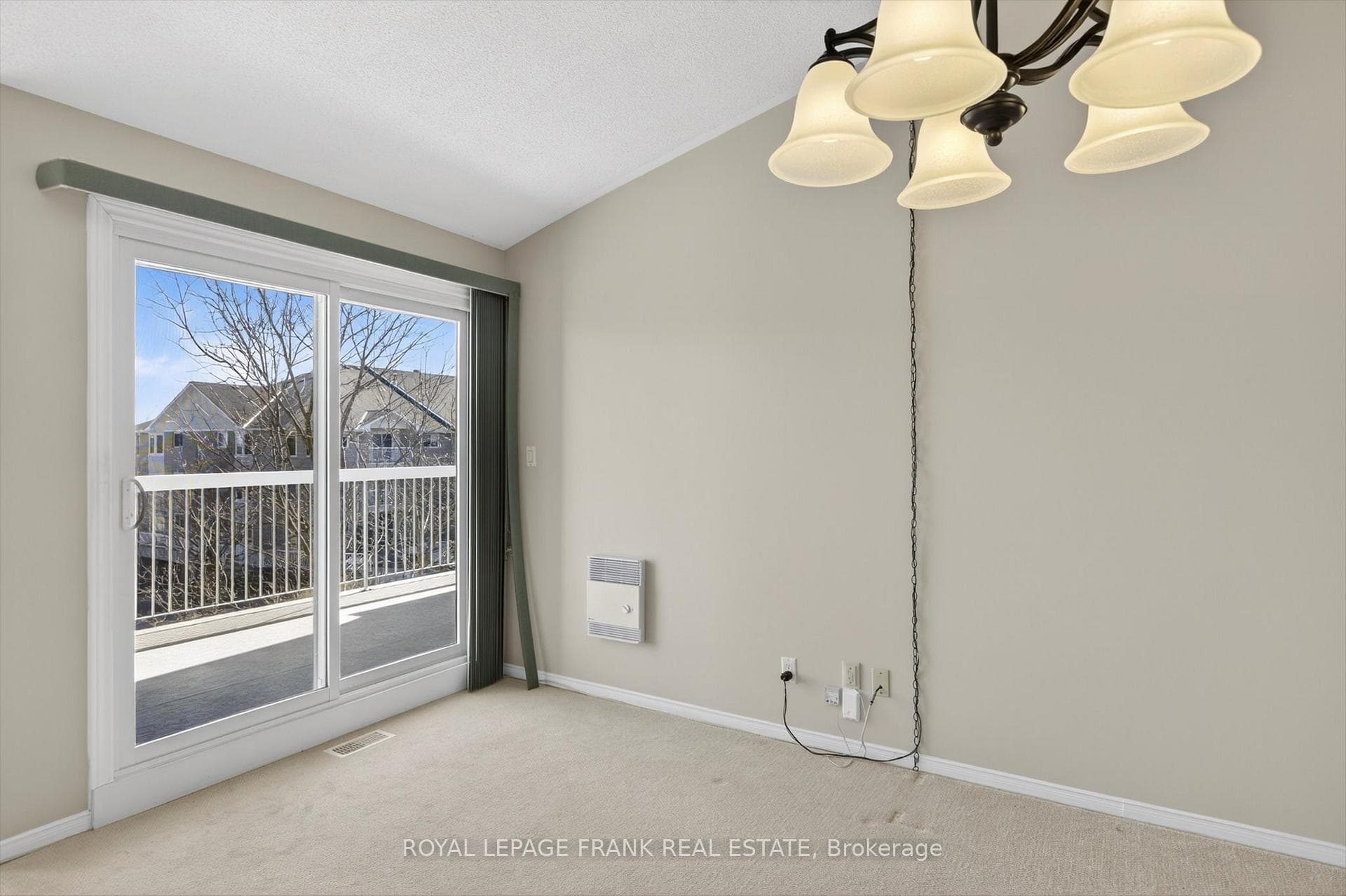 1099 Clonsilla Avenue Unit Bldg C #310 photo 14