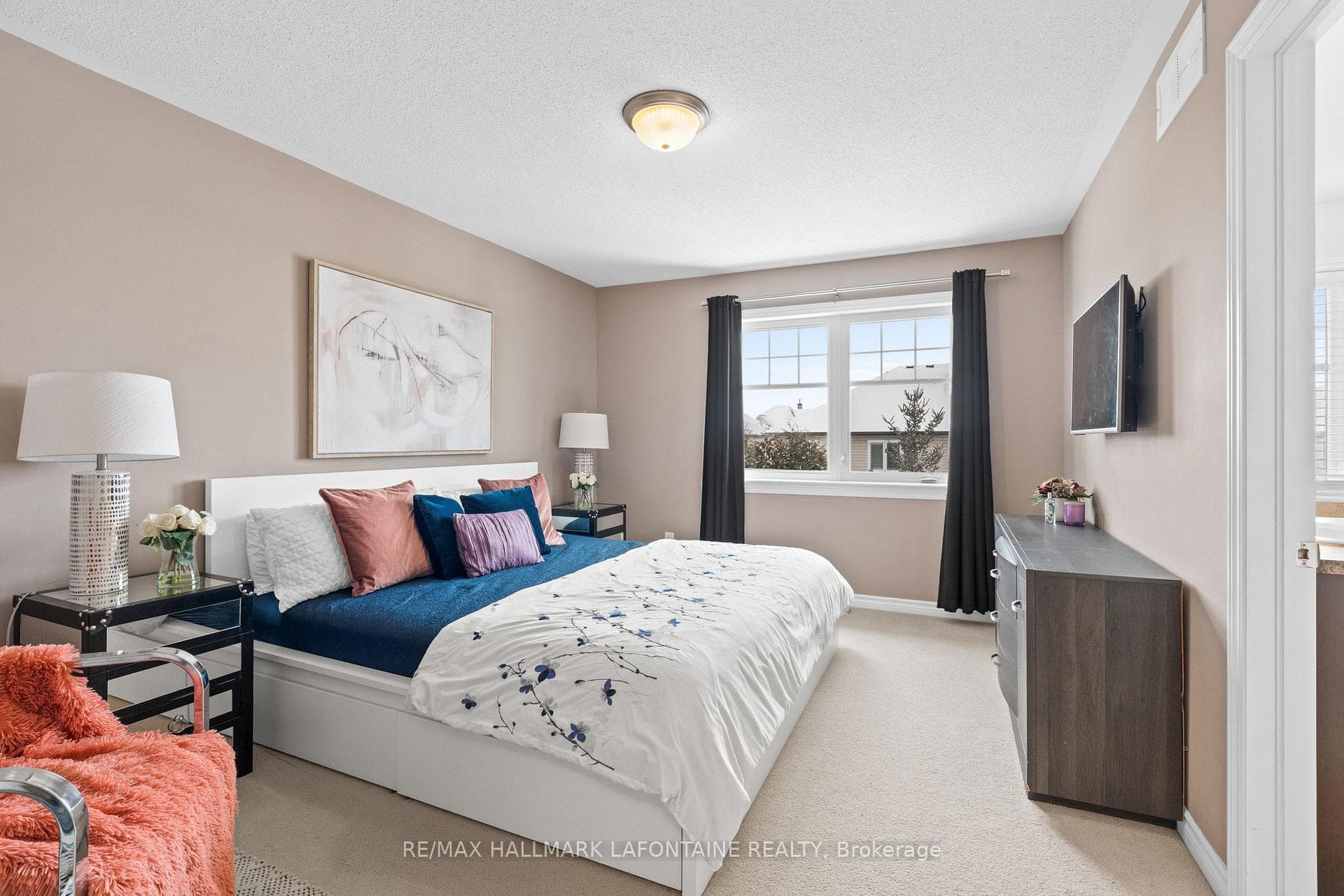 122 Flat Sedge Crescent photo 17