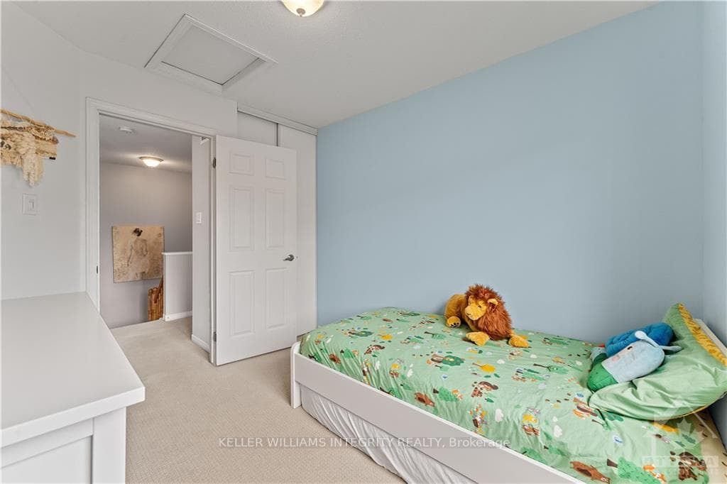 1209 CLYDE Avenue photo 22