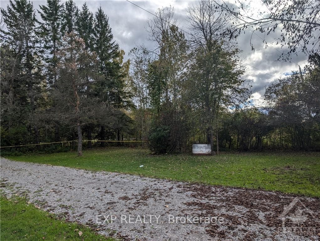 111 LATIMER Road photo 11