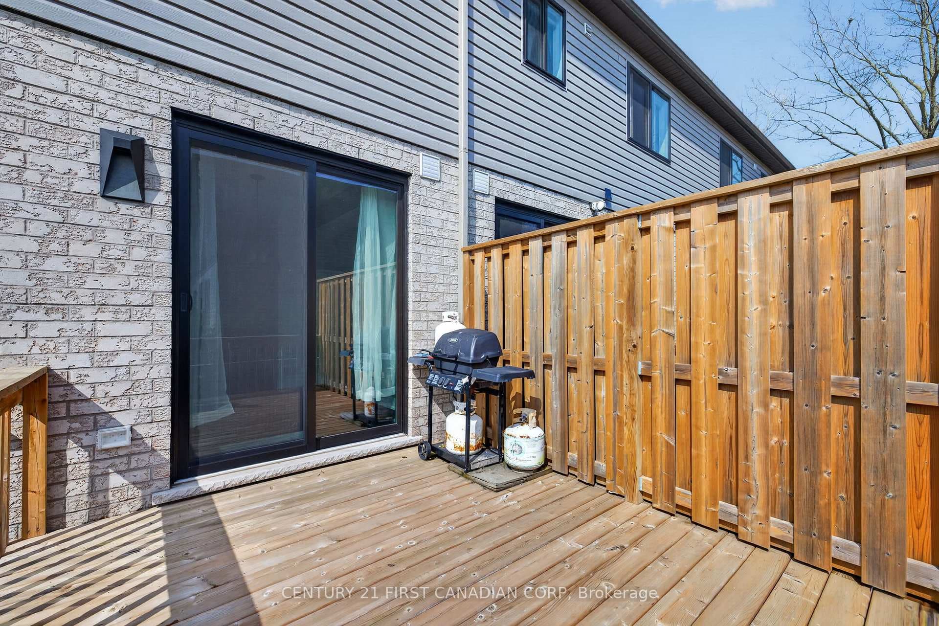 601 Lions Park Drive Unit 84 photo 32