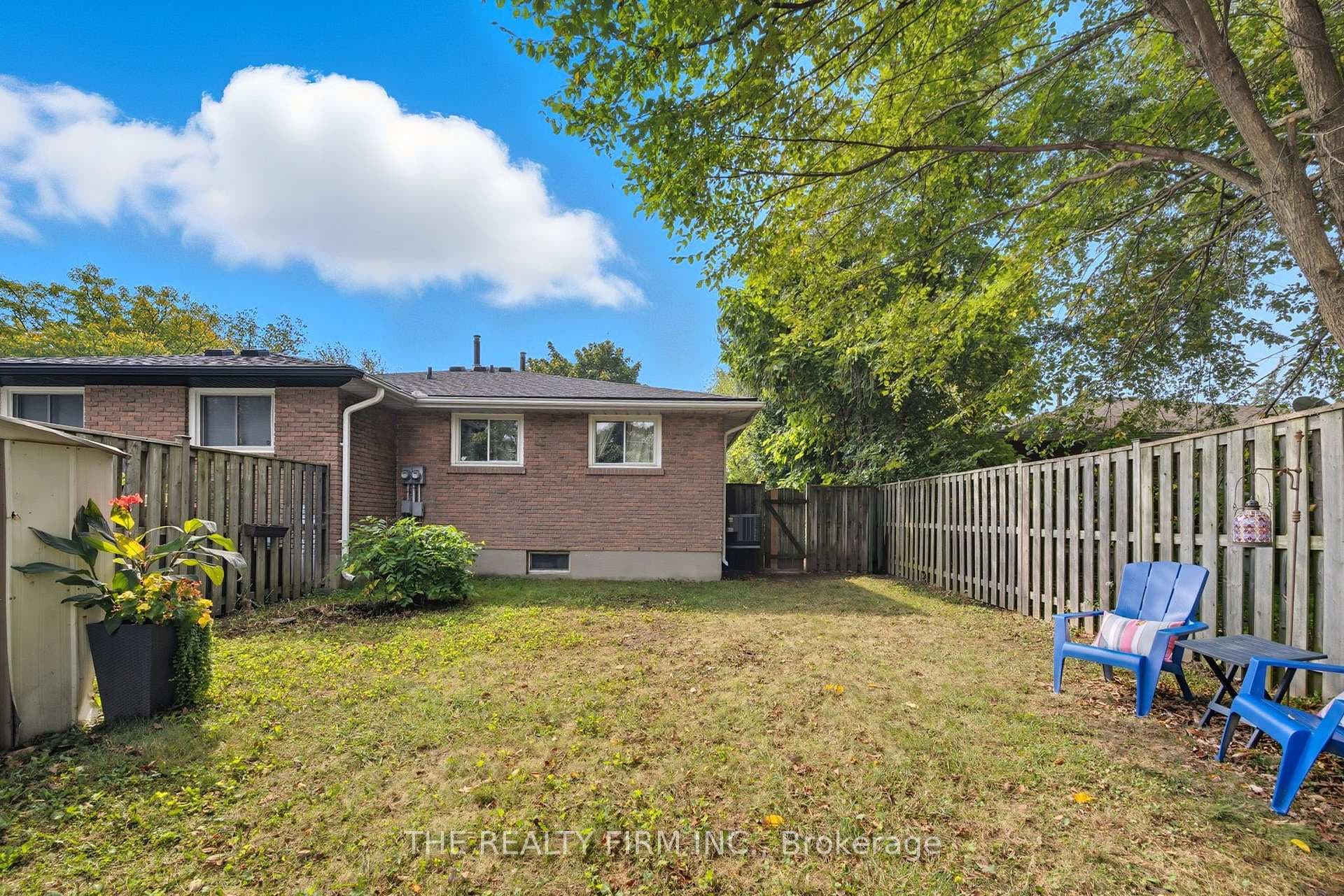 2 Noel Avenue photo 39