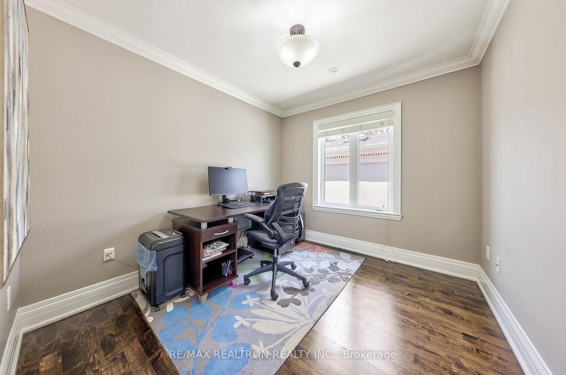 195 Douglas Avenue photo 19